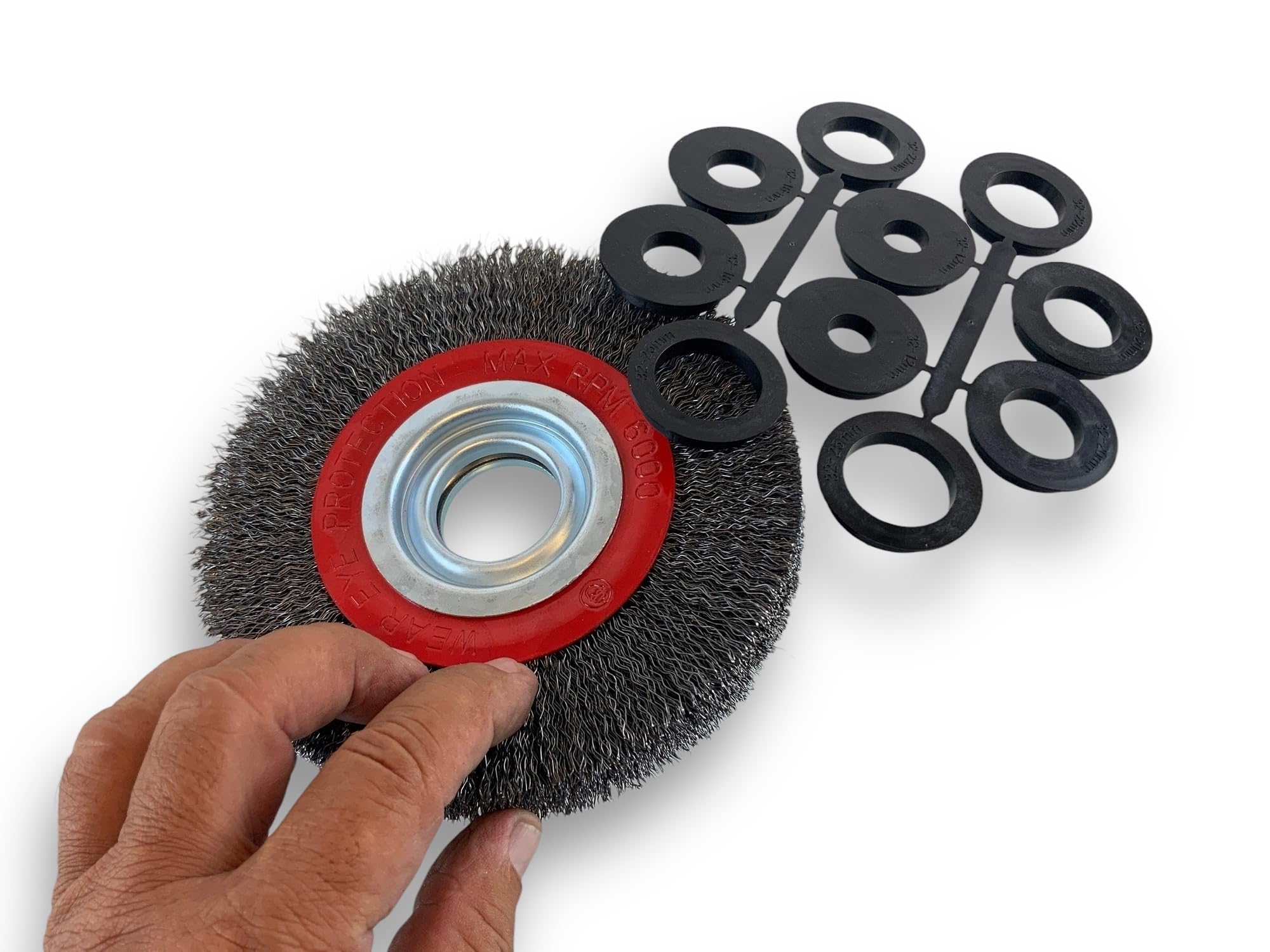 Kibros Brosse circulaire touret acier Ø 150 mm 2 rangs fil dur | Fil dur 0,30 mm ondulé, alésage 32 mm avec réducteurs bague 25/22/20/16/12 mm, pour touret meuleuse affûteuse.