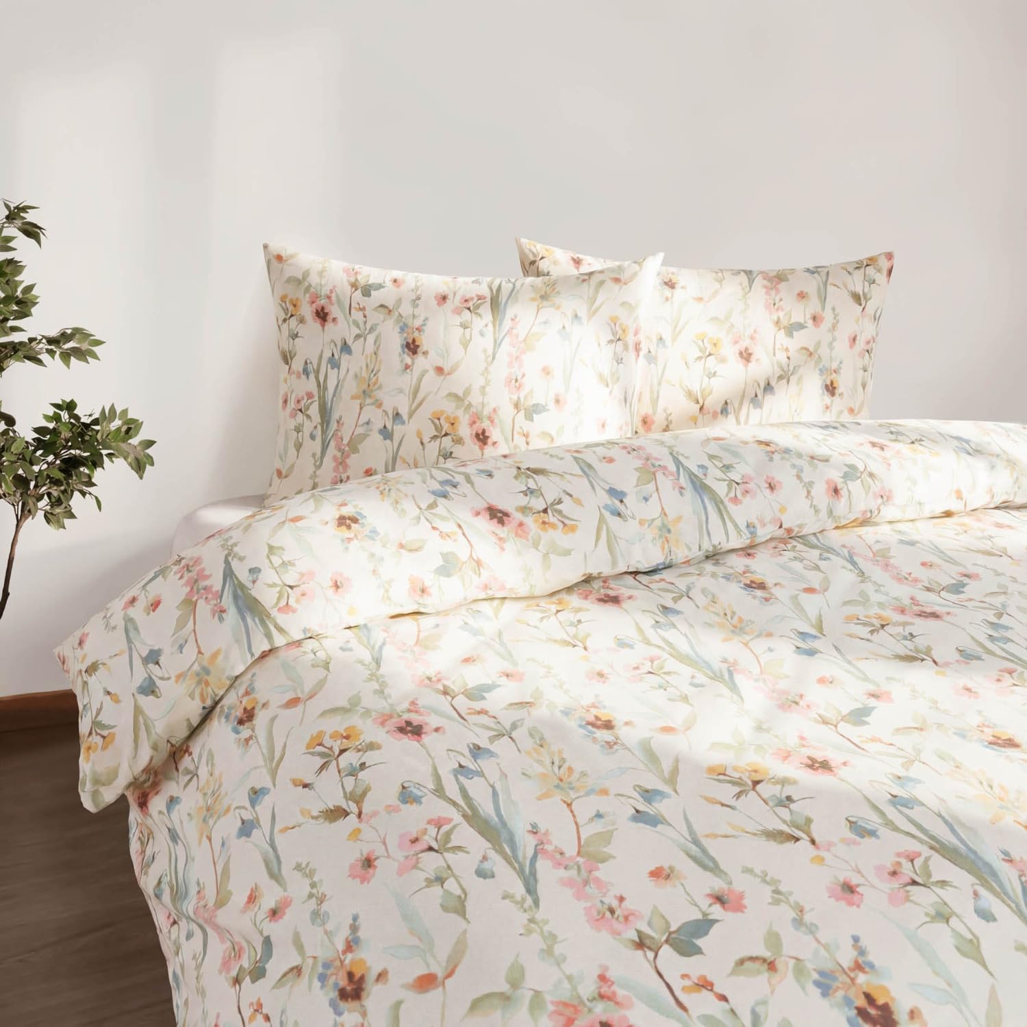 Martex - Spring Meadow Duvet Cover Set - Super King - Cream
