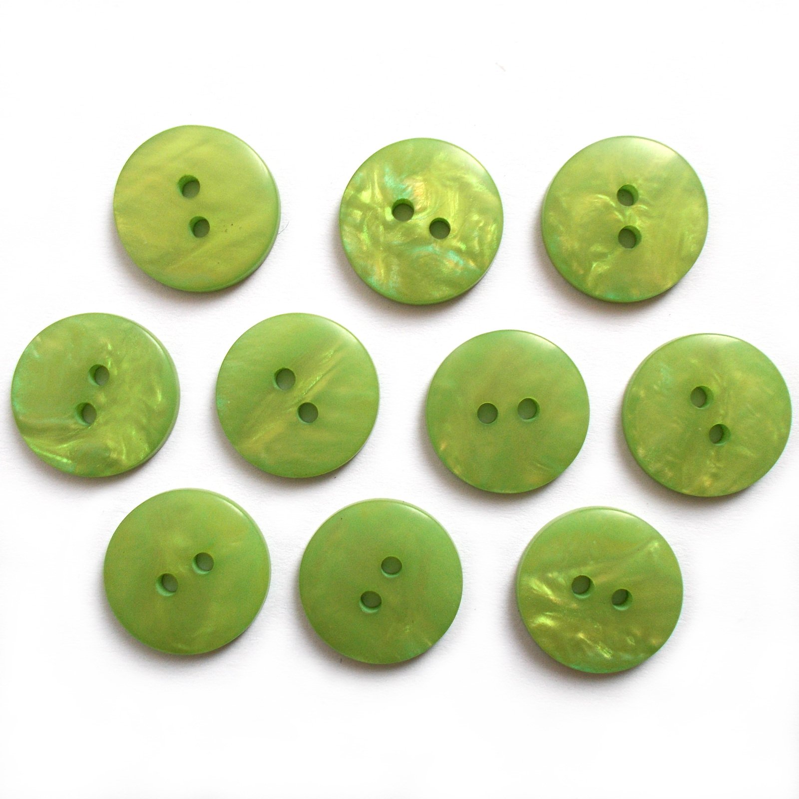 Mother of Pearl Effect Colour Buttons Round 2 Hole Pack of 10 (Green, 20mm)