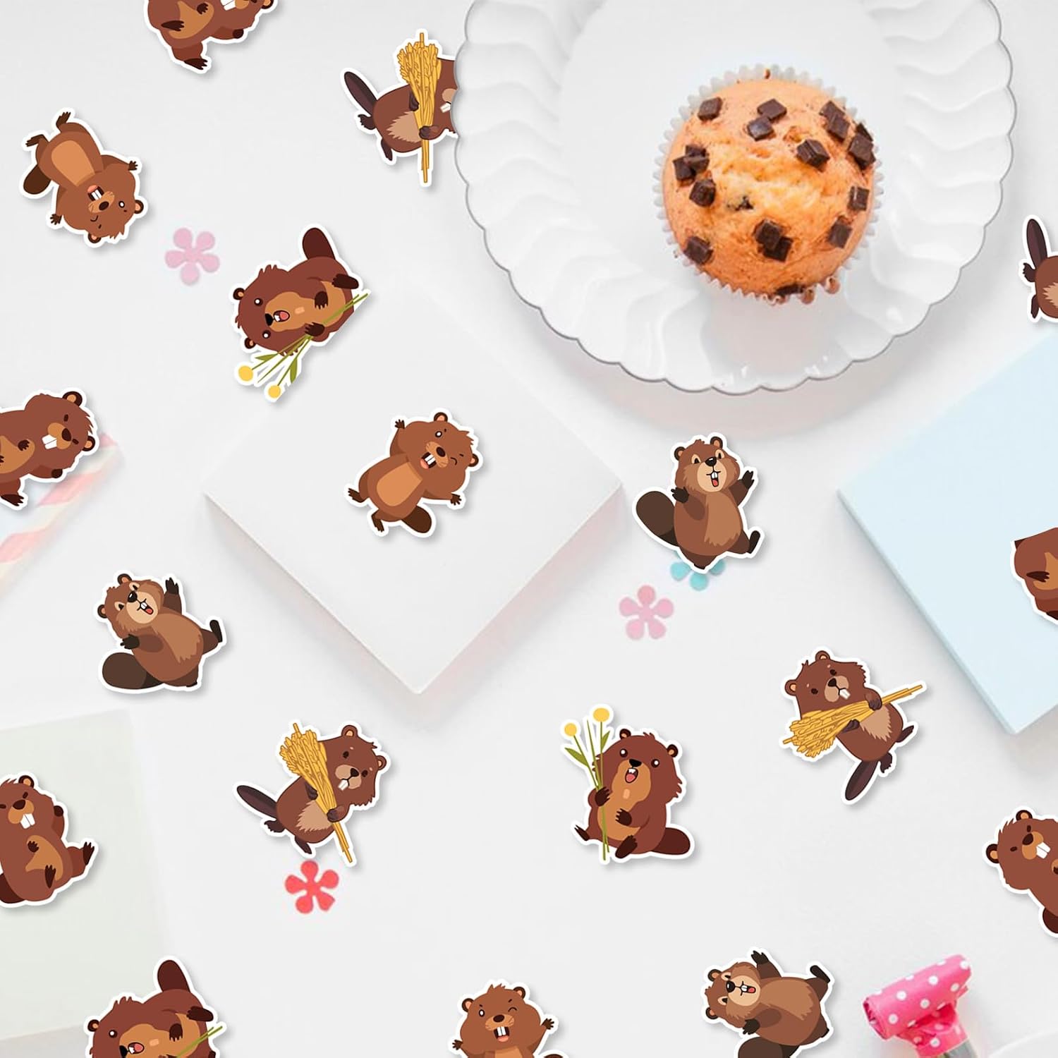 Beaver Party Decoration, 200pcs Beaver Confetti Brown Castor Animal Table Decoration Confetti Double-Sided Printing for Beaver Castor Woodland Jungle Animal Birthday Baby Shower Party