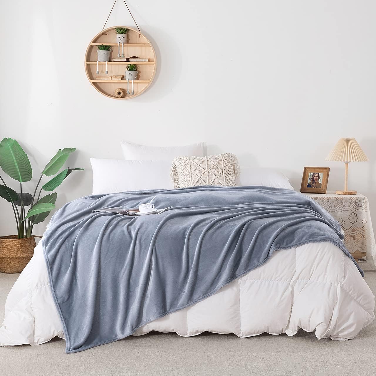 ONME Fleece Blanket Throw Size Gray, Soft Cozy Microfiber Flannel Blankets for Sofa/Chairs/Bed - Lightweight, Warm, Cozy : Home & Kitchen