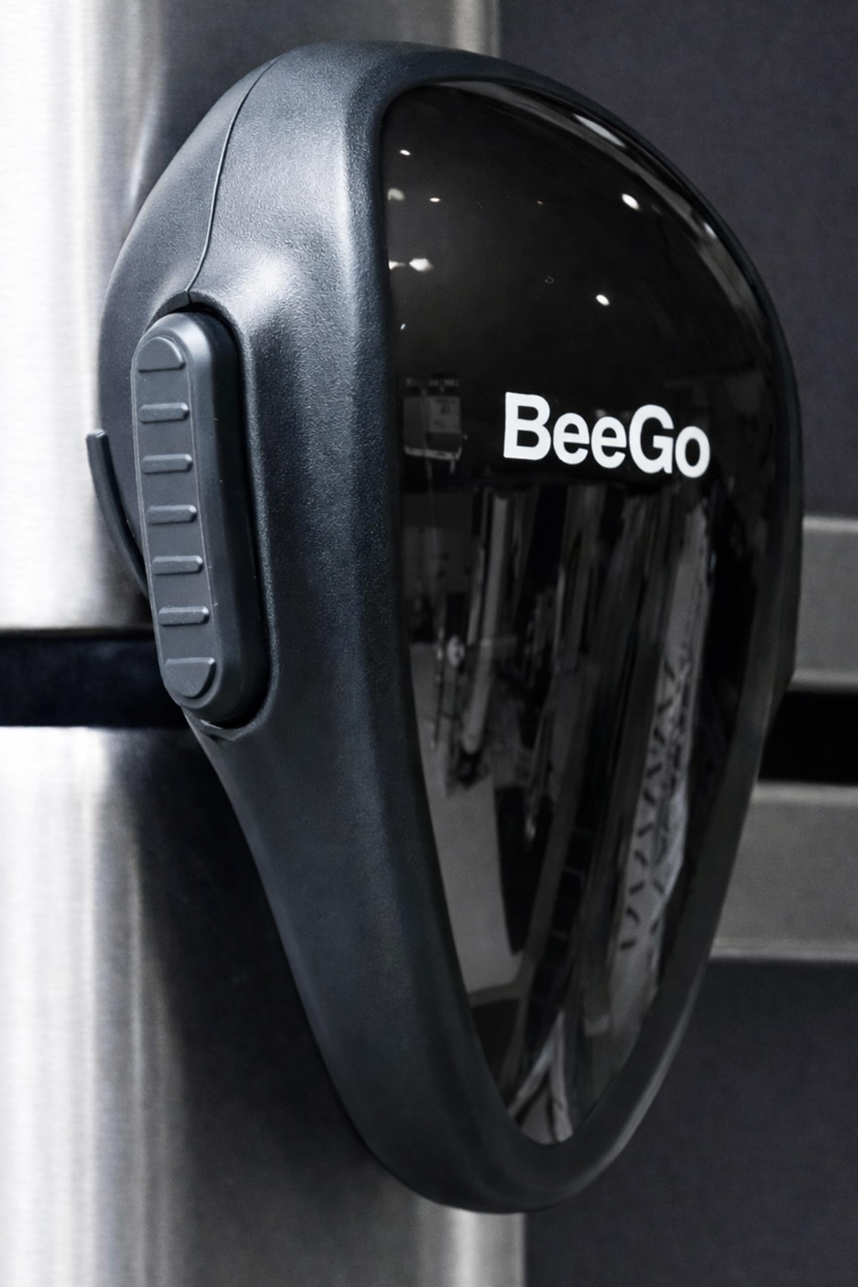 BeeGo® Oven Lock – Award-Winning Self-Adhesive Baby Proofing Child Safety Lock for Ovens, 1pc Black – Heat-Resistant, Easy to Install, No Tools Needed, Kitchen Safety Essential