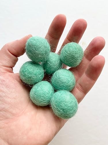 Miniatura 6 de 2.5 cm handmade felt balls - Bulk Quantity 50 - Retro Christmas Colors Red, Turquoise, Lime, Dark Green, Baby Pink, White - 100% Wool Poms for