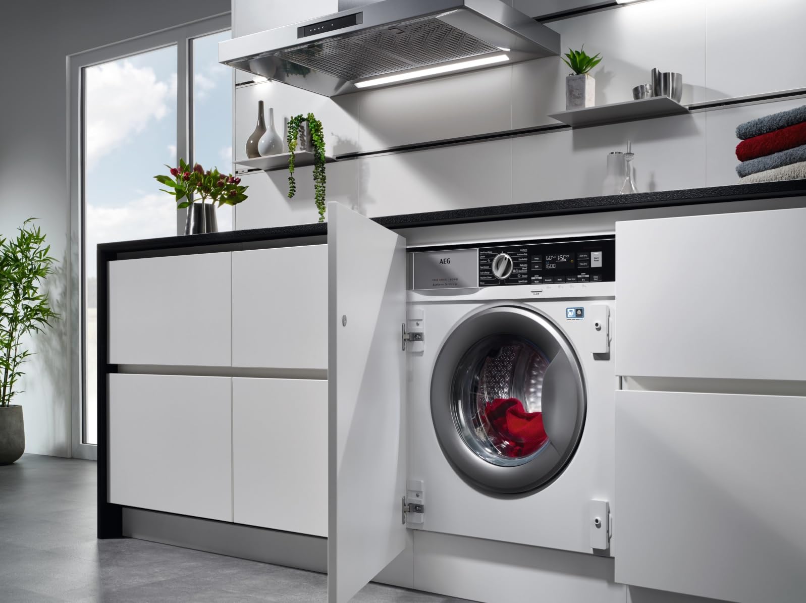 AEG L7WEI7680 Waschtrockner DualSense 8 kg Waschen 4 kg Trocknen ProSteam Weiß