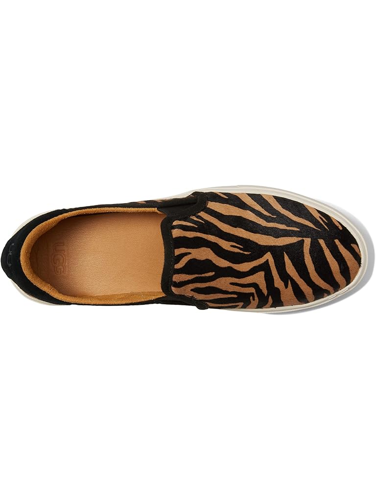 UGG Cahlvan