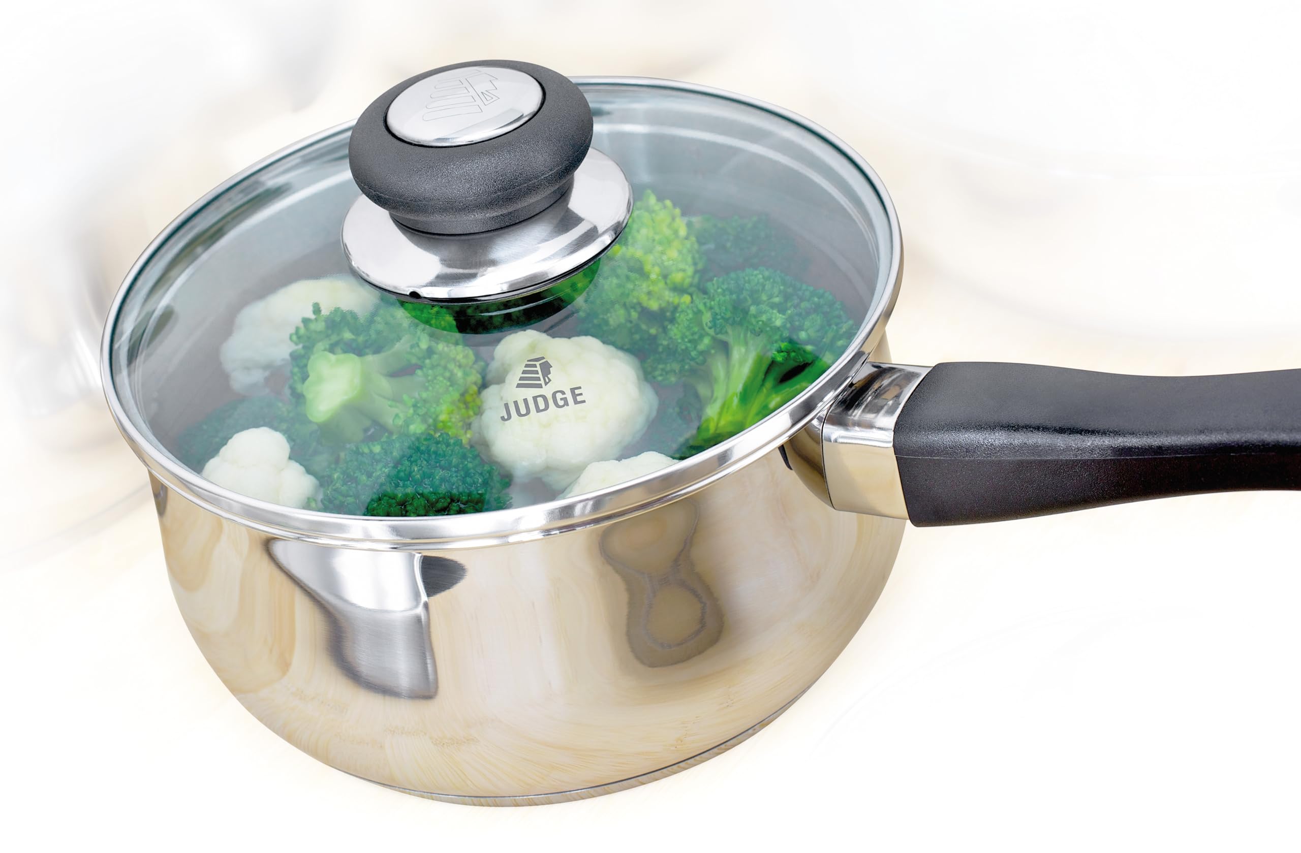Judge Vista Topfset aus Edelstahl, 3-Teiliges Kochtopf Set, 14cm, 16 cm & 18 cm Töpfe, Bruchsicherer Glasdeckel mit Dampfventilen, Induktionsgeeignet, Backofenfest