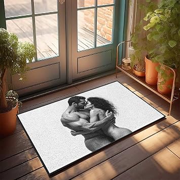 Floor Mats for Home Entrance Passionate Embrace in Black and White Doormat Desk Decor for Men Retro Room Decor65X90CM