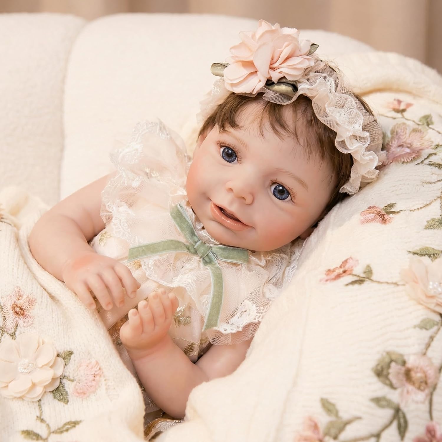 Full Vinyl Reborn Baby Doll,20 inch Realistic Cute Baby Doll with Accessories,Great Gift for Girls and Casual Collector
