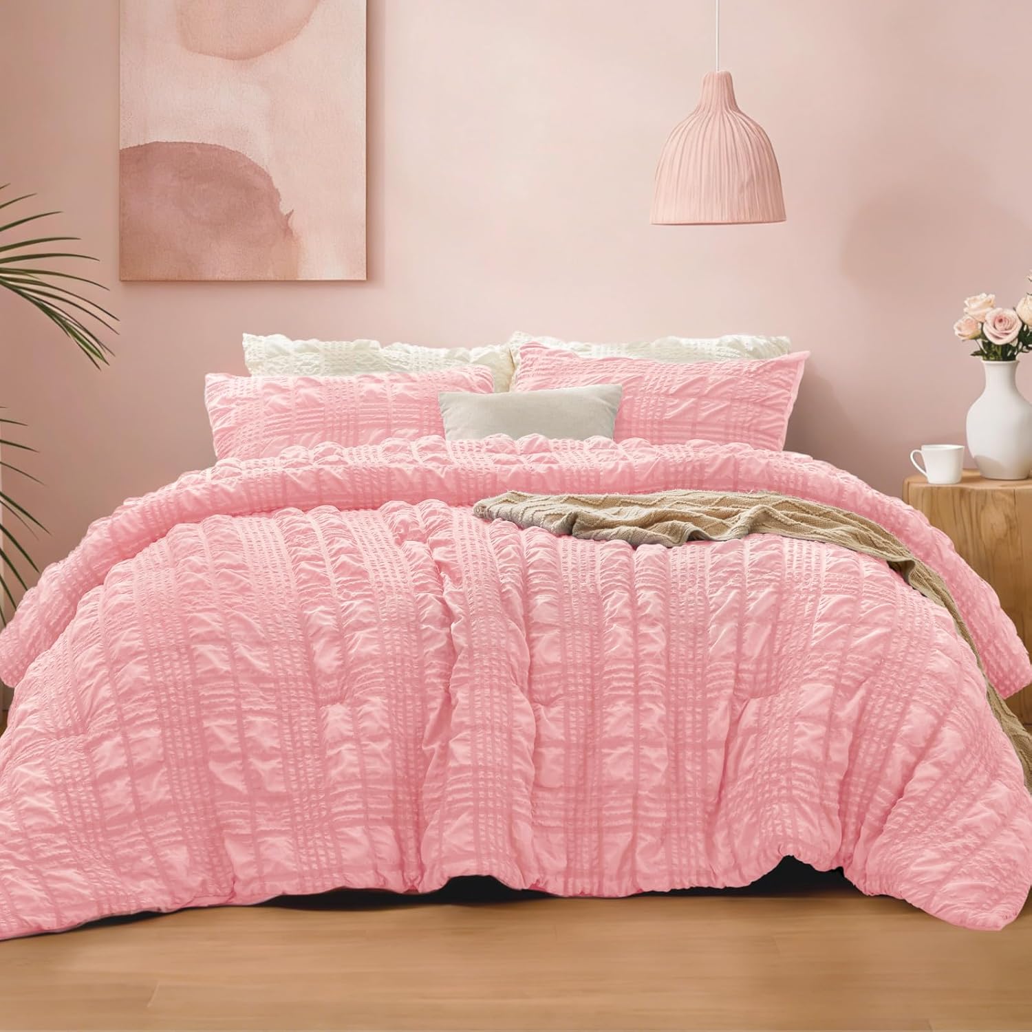 BEDELITE Cream Queen Comforter Set, 3 Pieces Fluffy Lightweight Beige Seersucker Comforter, Soft Breathable All Season Bedding with Pillowcases for Bedroom