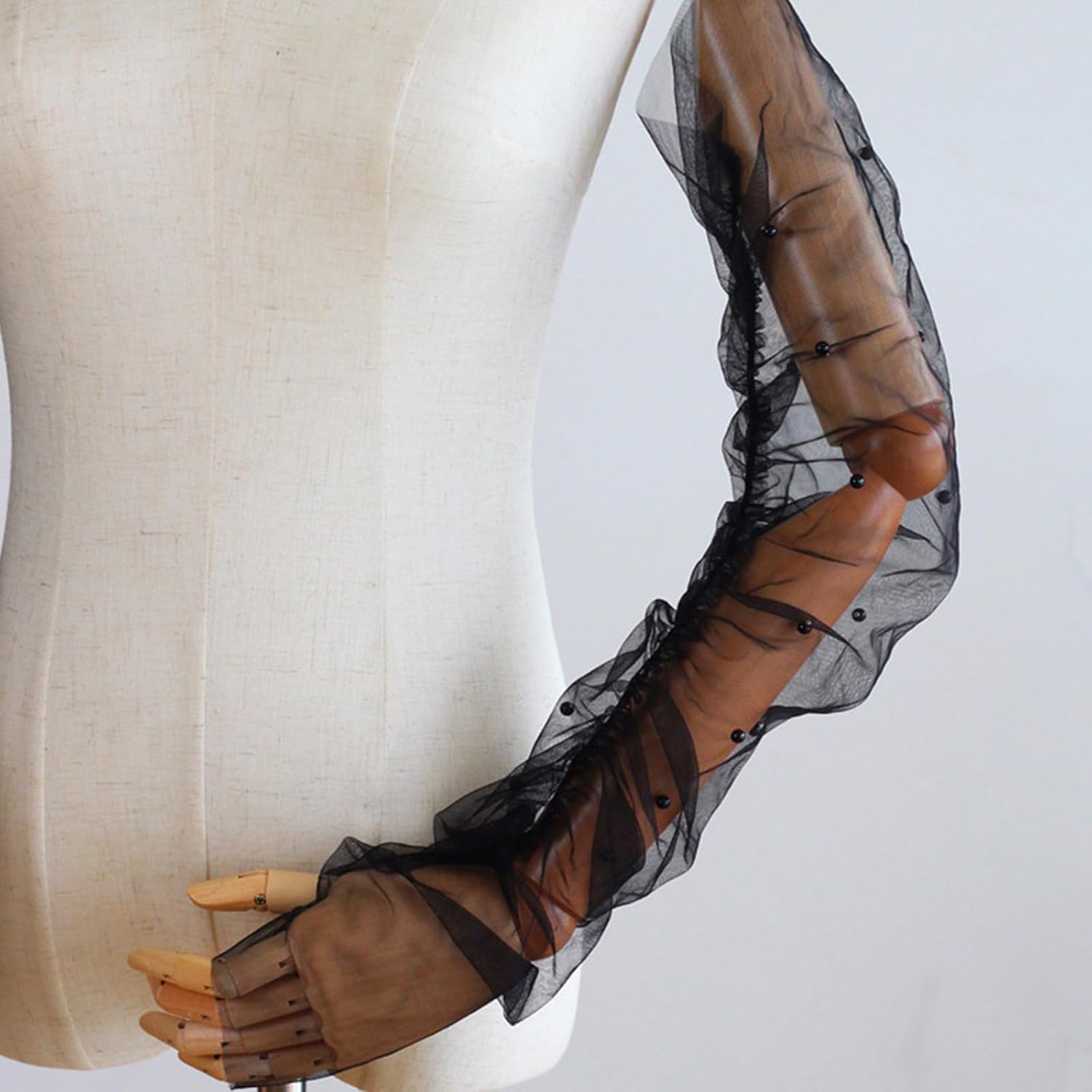 Luxurious Pearls Arm Sleeves Wedding Accessory Gloves Comfortable Tulle Arm Covers for Ceremonies Banquets Dressingup Comfort