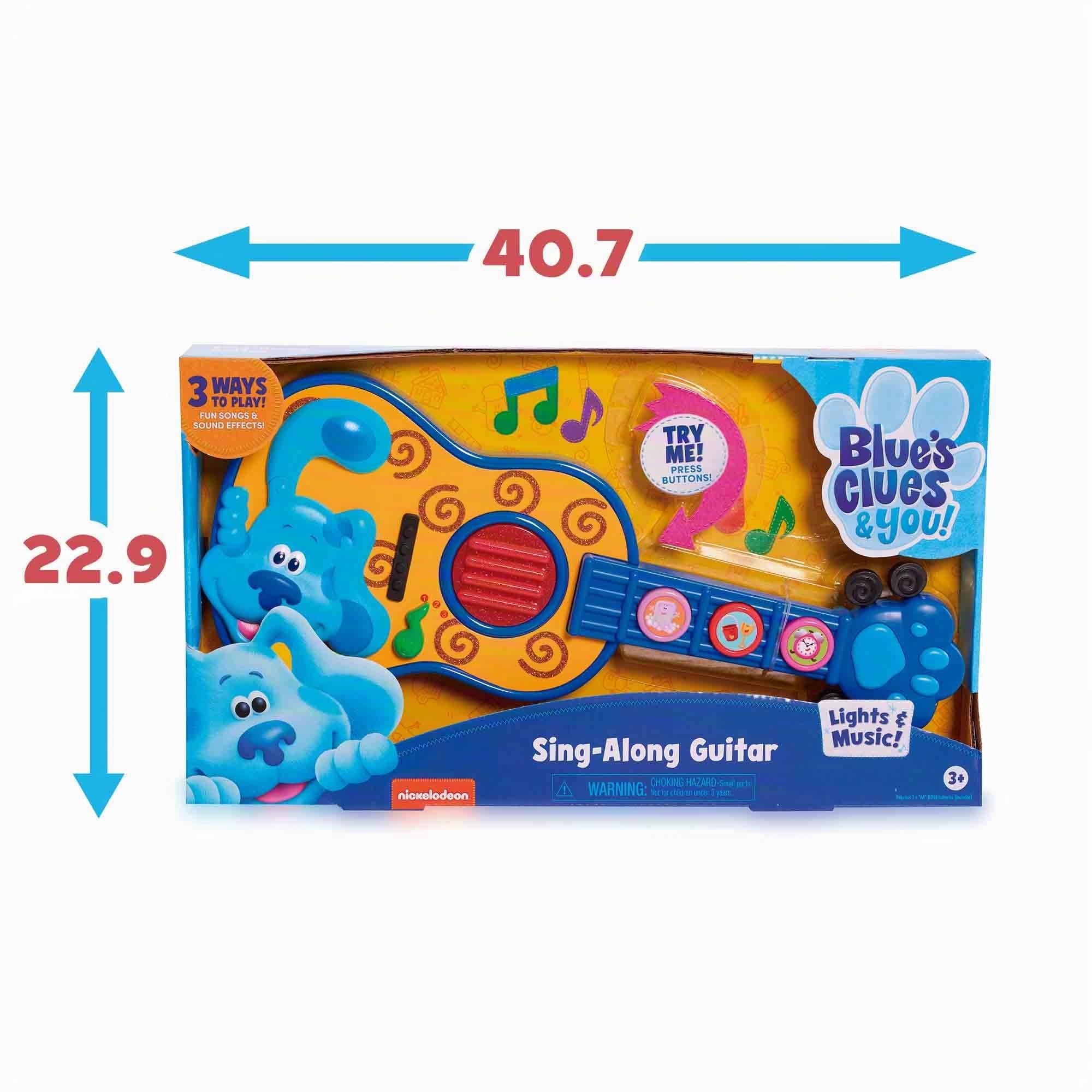 Famosa - Tracce Blue e te, Sing-Along Guitar, chitarra giocattolo per bambini con 3 diverse modalità, ha la canzone della serie, suoni di chitarra e un gioco divertente, da 3 anni (BLU12000)