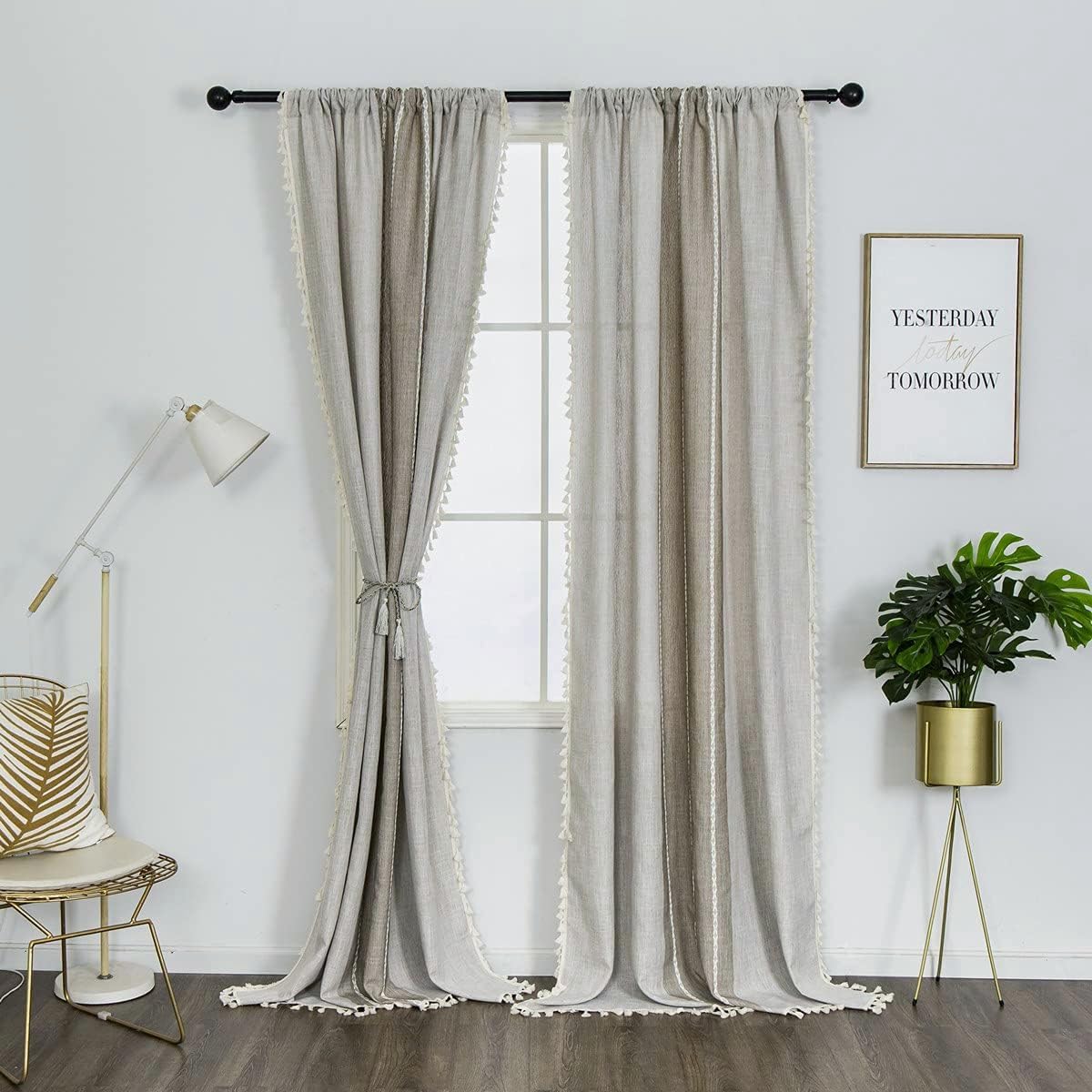 1 Paar Boho-Vorhänge aus Baumwolle und Leinen mit Quaste, gestreifte Semi-Blackout-Bauernhausvorhänge für das Schlafzimmer-Wohnzimmer (Beige und Kaffee, 230 *140 cm)