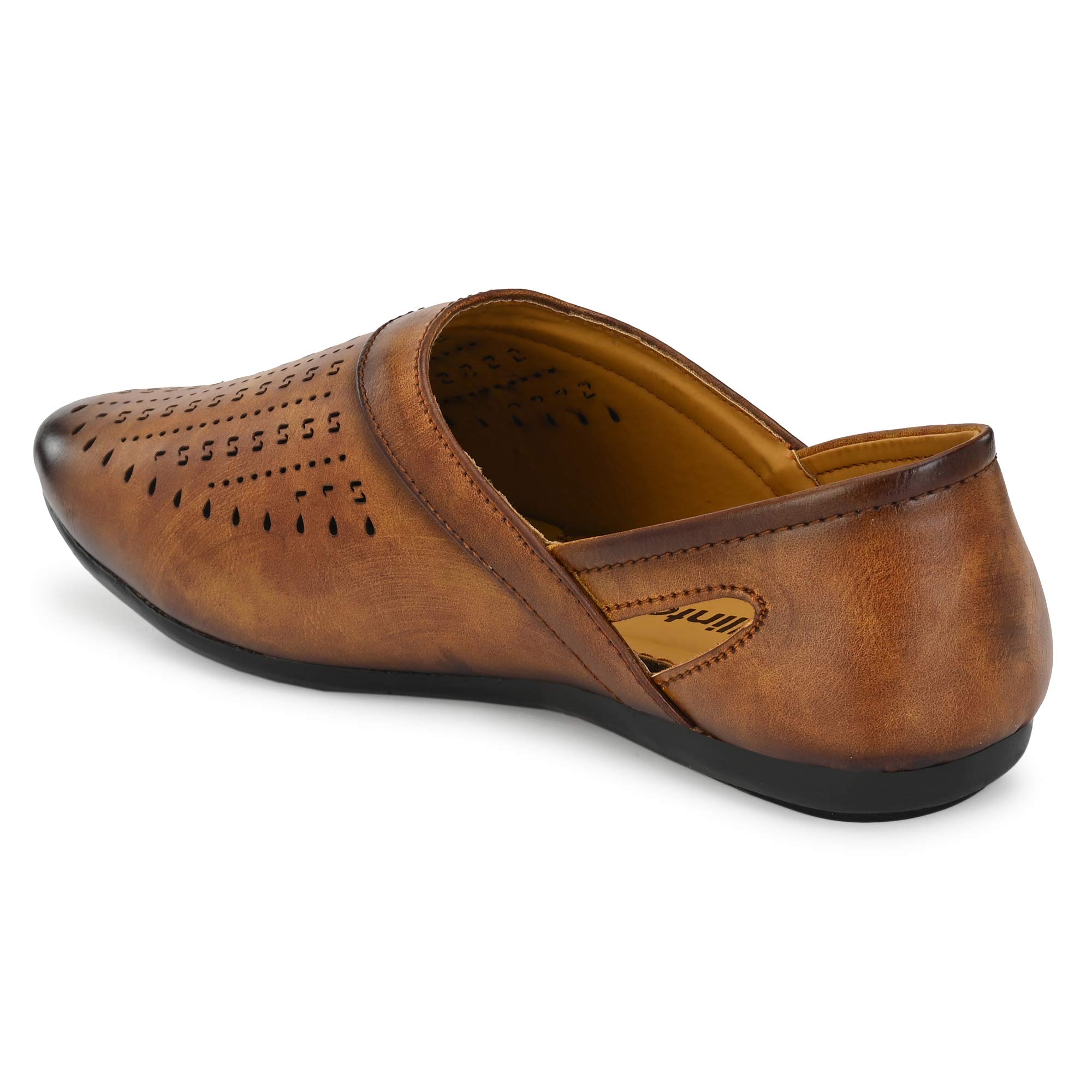 VellintoMen's Tan Loafers - 8 UK