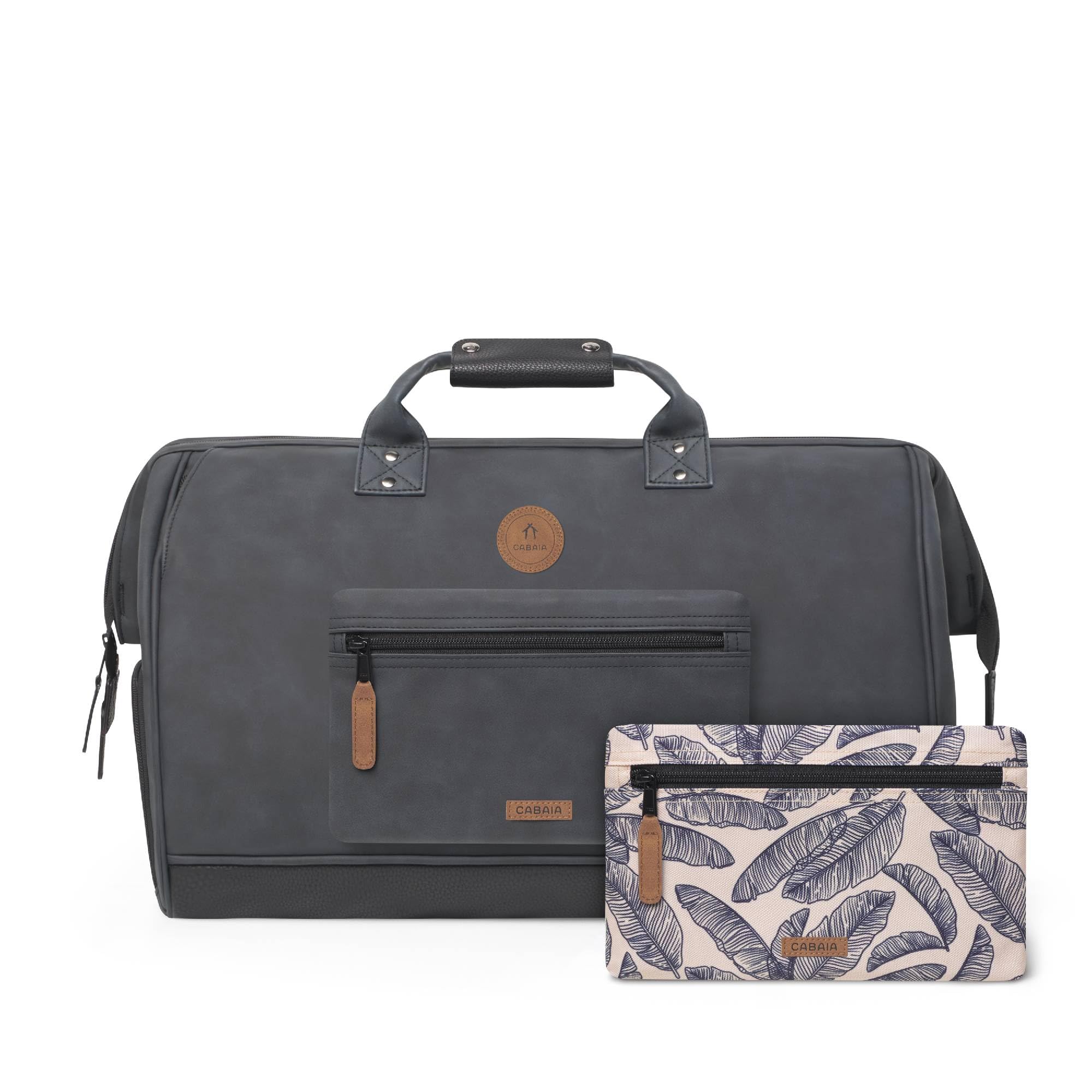 CABAIA - Sac de Voyage Duffle Adventurer Le Havre 40L - Compatible Bagage Cabine 45x30x29 - Déperlant & Certifié Vegan - 2 Poches - Compartiment à Chaussures - Sac Week-​End, Sac de Sport - Noir