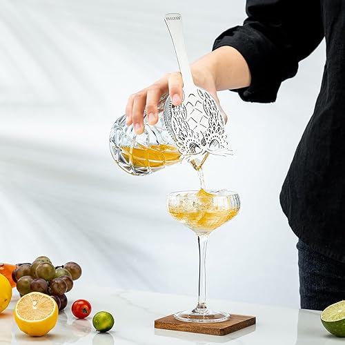 Miniatura 6 de SUN GKOTTA Colador Hawthorne  Hermoso y exquisito patrón, colador de cóctel de acero inoxidable con resorte apretado y duradero, colador de bar,