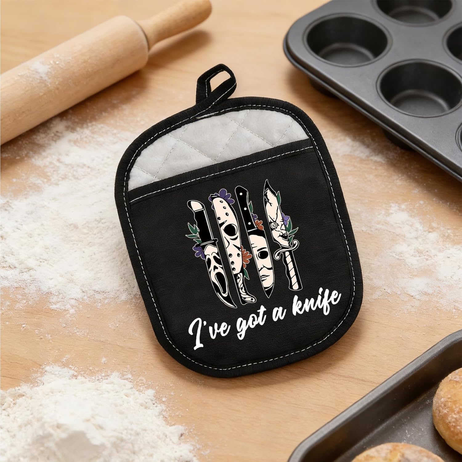 MBMSO Horror Oven Mitts I've Got a Knife Funny Pot Holder Horror Movie Lover Gift Horror Killer Baking Gloves Baker Oven Pads (Horror Movie Holder)