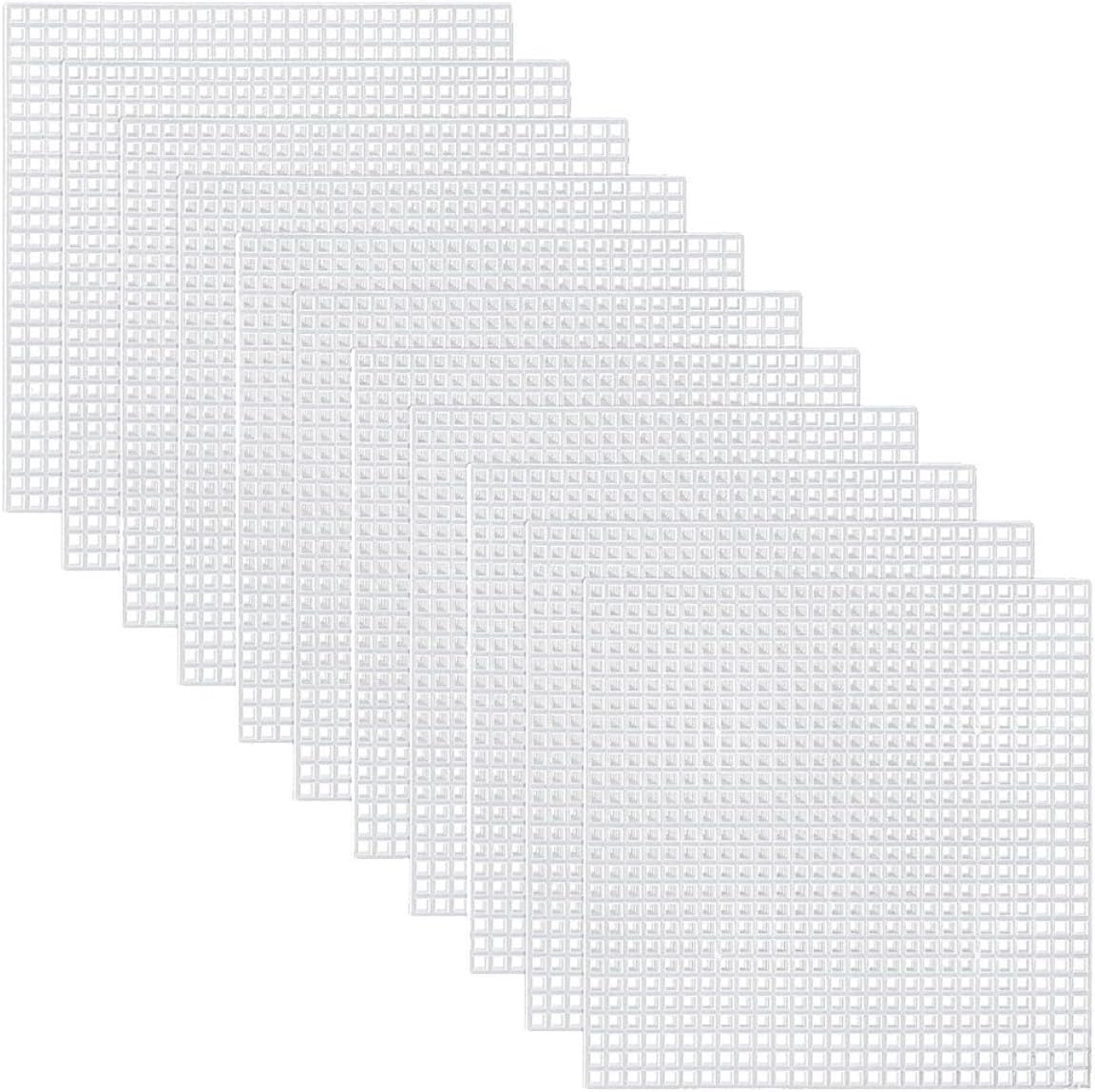 VINTORKY 30 Pcs Square Plastic Canvas Sheets for Embroidery Mesh Crafting Lightweight Sewing Pad DIY Coaster Acrylic Yarn Knit and Crochet Projects