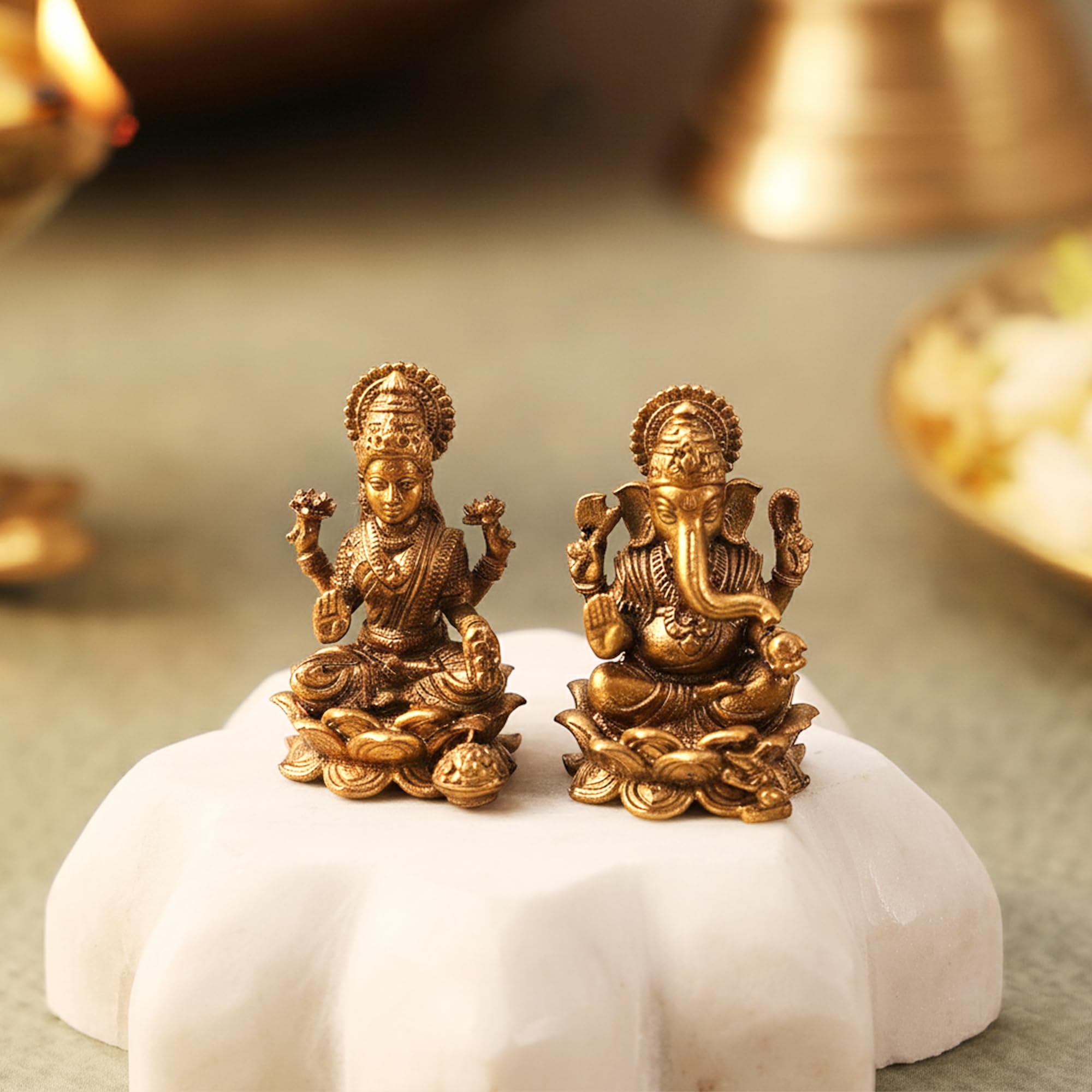 Pujashree Gold Brass Lakshmi Ganesha Idol On Lotus | Laxmi Ganesh Statue | Wealth & Prosperity God | Religious Home Decor | Gift Item (Small)