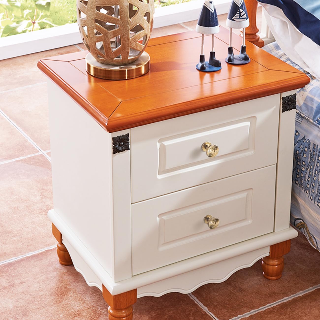 Goo-Ki Champagne Bronze Cabinet Drawer Knobs Luxury Zinc Alloy Kitchen Hardware - 6 Pack Champagne Gold Flower Single Screw Knob Bar Pull Handles for Cupboard Wardrobe,9615UBR-DK