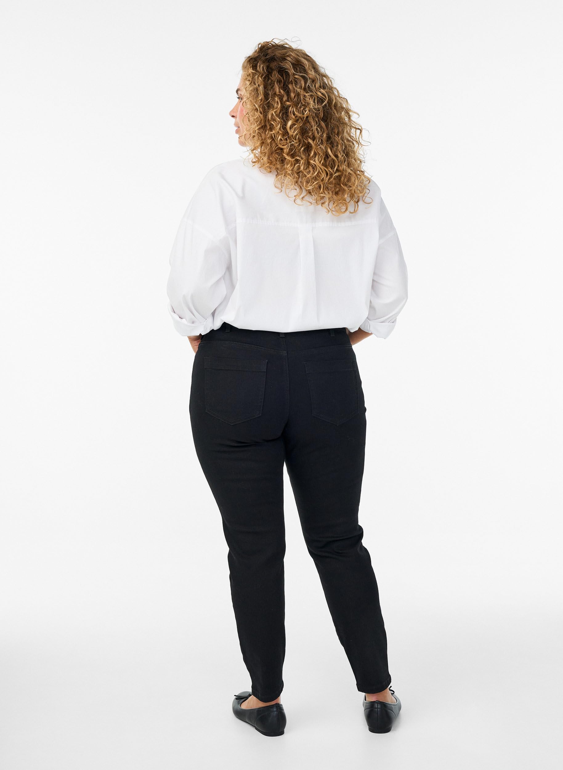 Zizzi Pantalones vaqueros Emily para mujer, talla grande, corte ajustado, cintura regular, talla 42-60