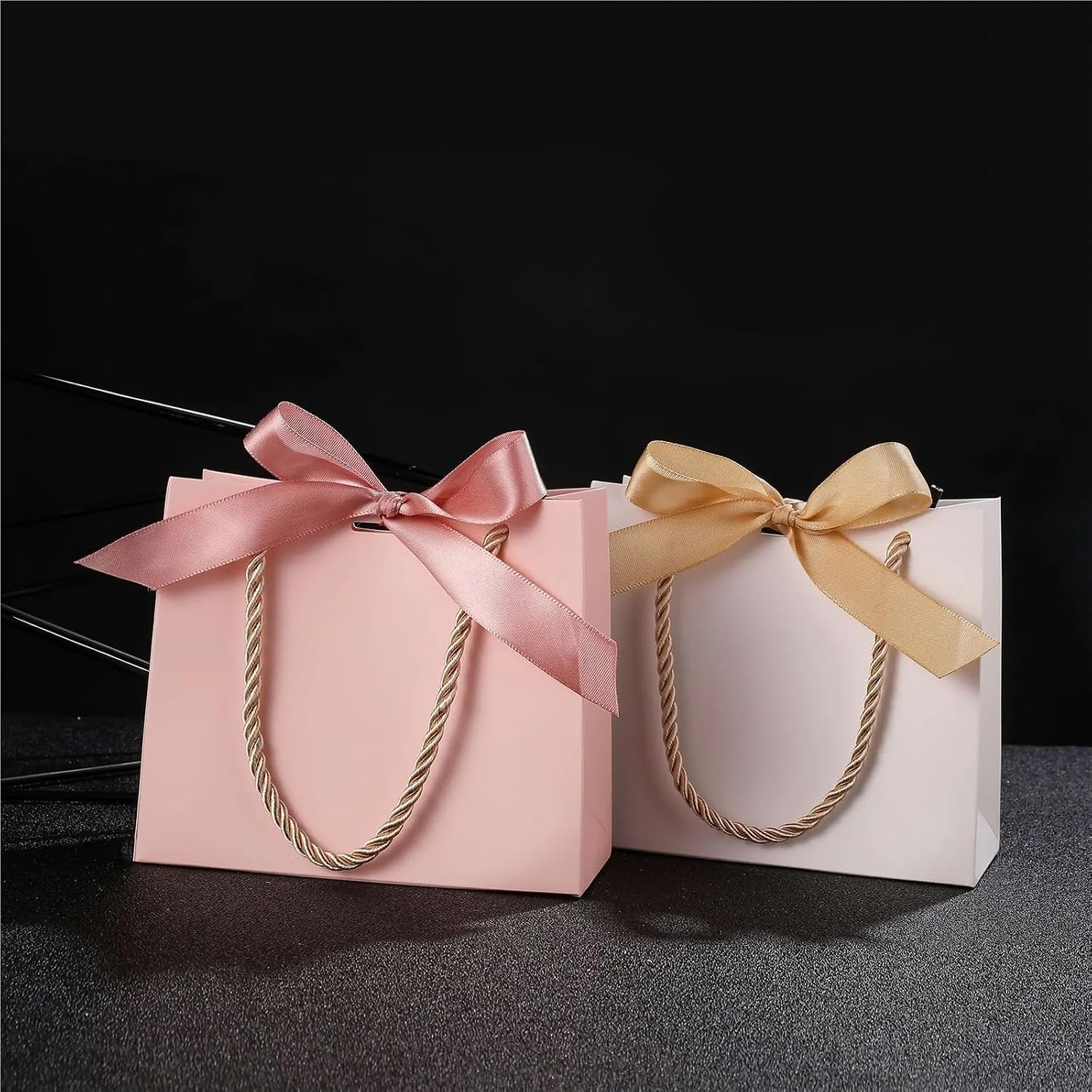 LNJMRU 20/50pcs Pretty Kraft Gift Bag Present For Gift Books Packaging Gold Handle Paper Box Paper Gift Bag(Color-01,50PCS_14X6X12CM)
