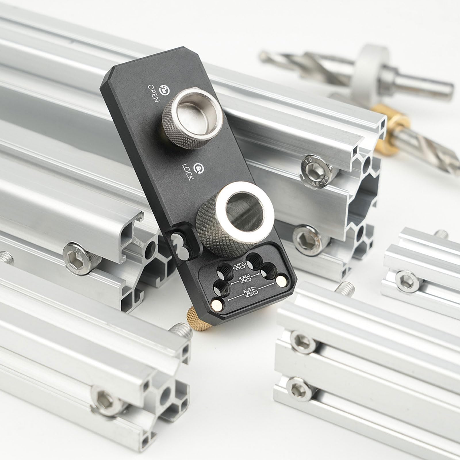 Aluminium Bohrlehre, Aluminium Profil Bohrhilfe Aluprofil Bohrlocher Locator mit M6/M8 Stufenbohrer, Selbstzentrierendes Bohrführung Stanzer Locator für Aluprofile Der 2020, 2040, 3030, 3060 und 4040