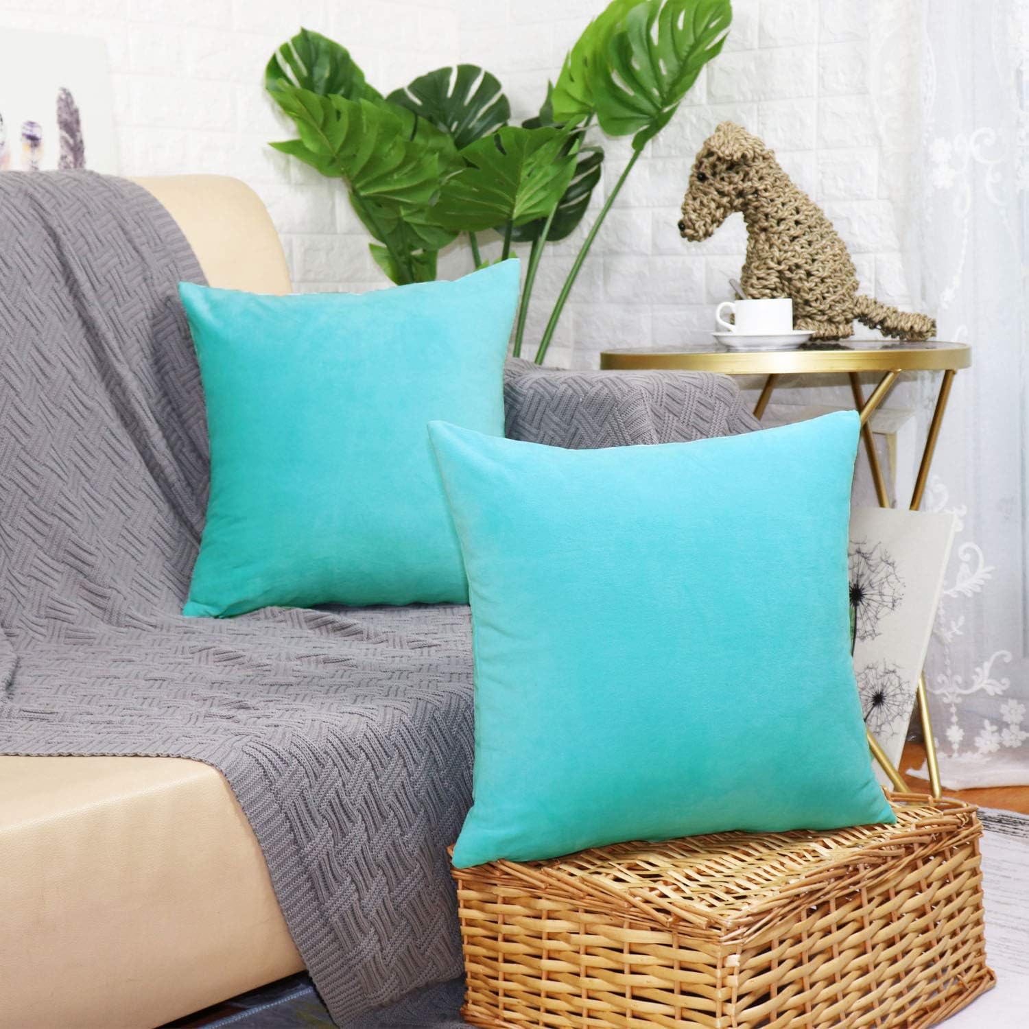 sykting Decorative Pillow Covers Solid Super Soft Short Plush Fuzzy Throw Pillow Covers for Bed Couch Chair Pack of 2 Square 18x18 inch Turquoise