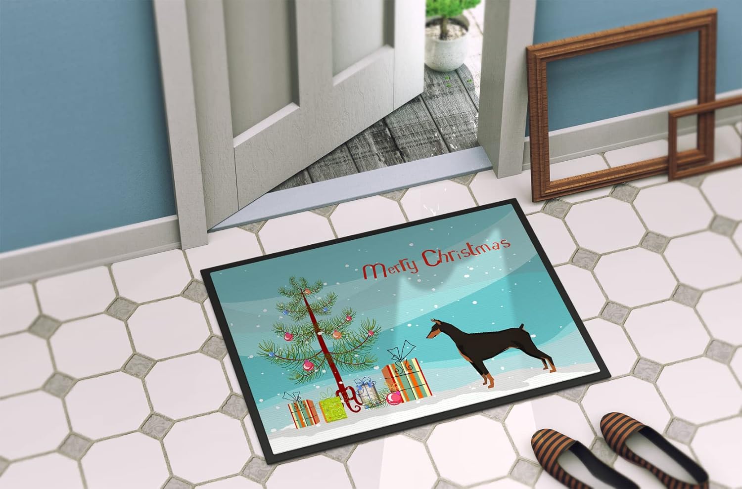 Caroline's Treasures CK3535MAT Doberman Pinscher Christmas Tree Doormat 18x27 Front Door Mat Indoor Outdoor Rugs for Entryway, Non Slip Washable Low Pile, 18H X 27W