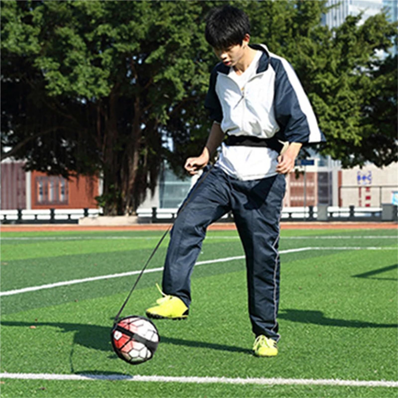 Football Ball Belt Adjustable Soccer Practice Trainer Fits for Juggling Kicking per Adulti