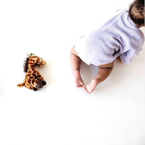 Miniatura 7 de The Petting Zoo Jirafa de peluche, muñeco de felpa, regalos para niños, colección Wild Onez Babiez Zoo Animals, peluche de jirafa 6 pulgadas (15.2