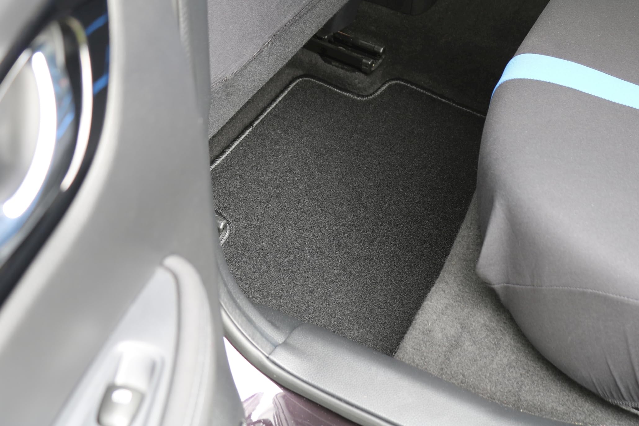 AD Tuning GmbH hg1717 Tapis de Coupe Tapis de Voiture Tapis de Sol Set Noir en Velours Carpet Floor Mats