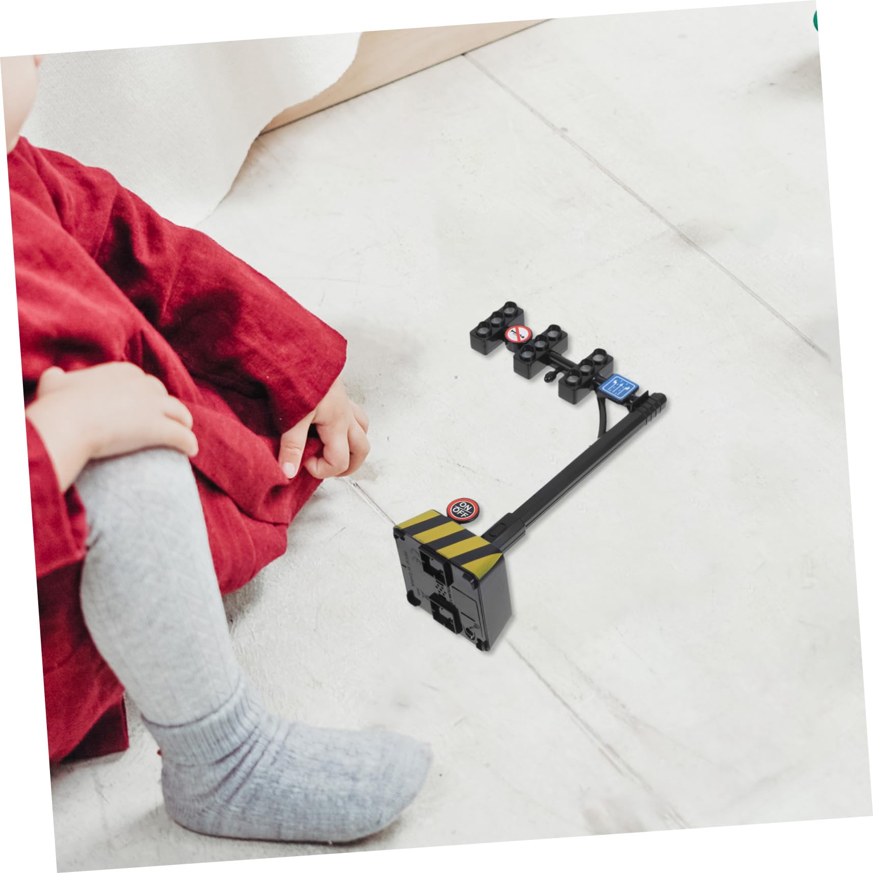 Lurrose Feu De Panneaux De Signalisation pour Les Enfants Jouets De Road Trip pour Enfants Feu Stop pour Salle De Classe Artisanat De De Plastique Black
