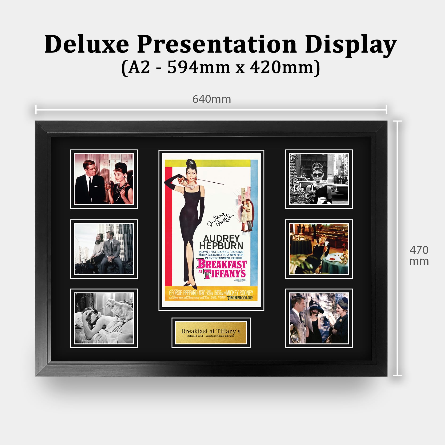 HWC Trading Breakfast at Tiffany's Audrey Hepburn Regali Stampati Autografo Firmato Immagine Per Gli Appassionati Di Memorabilia Di Film - A2 Incorniciato (ID-006436)