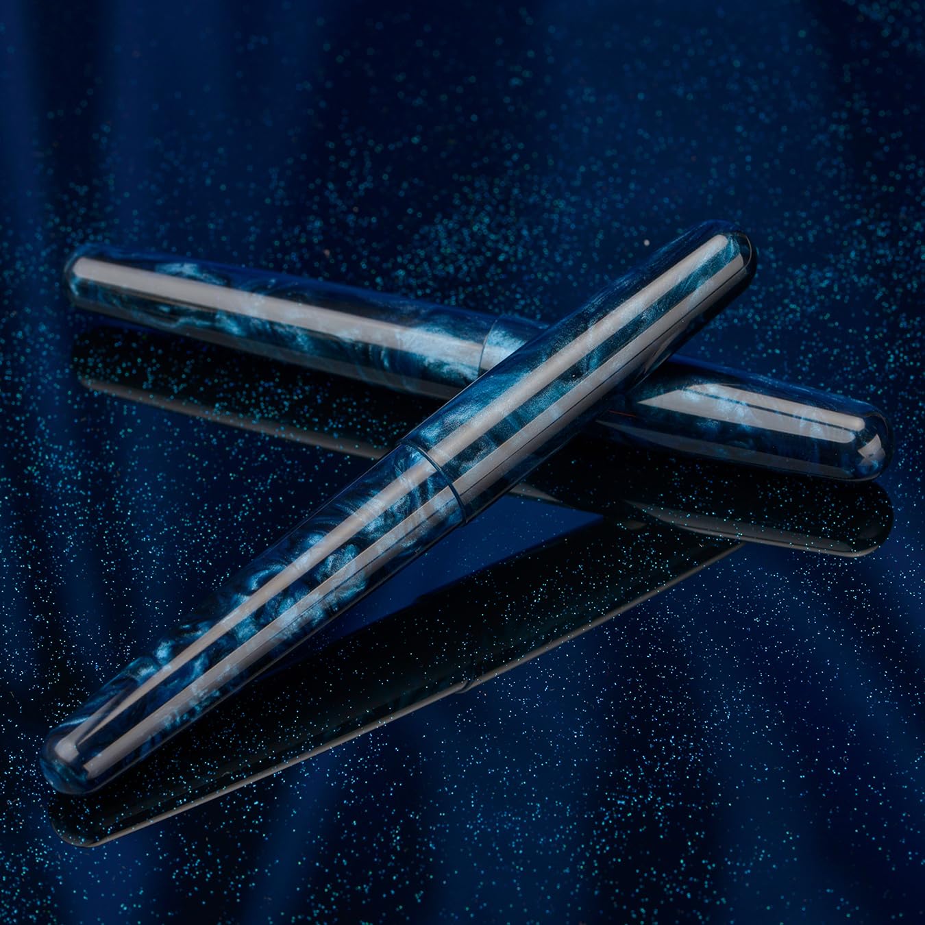 Füllfederhalter aus Kunstharz, Acryl, Blau / Schwarz, große Größe, EF/F/M, schöne Tinte, luxuriöses Geschenk für Büro, Business, Schule (EF 0,38 mm)