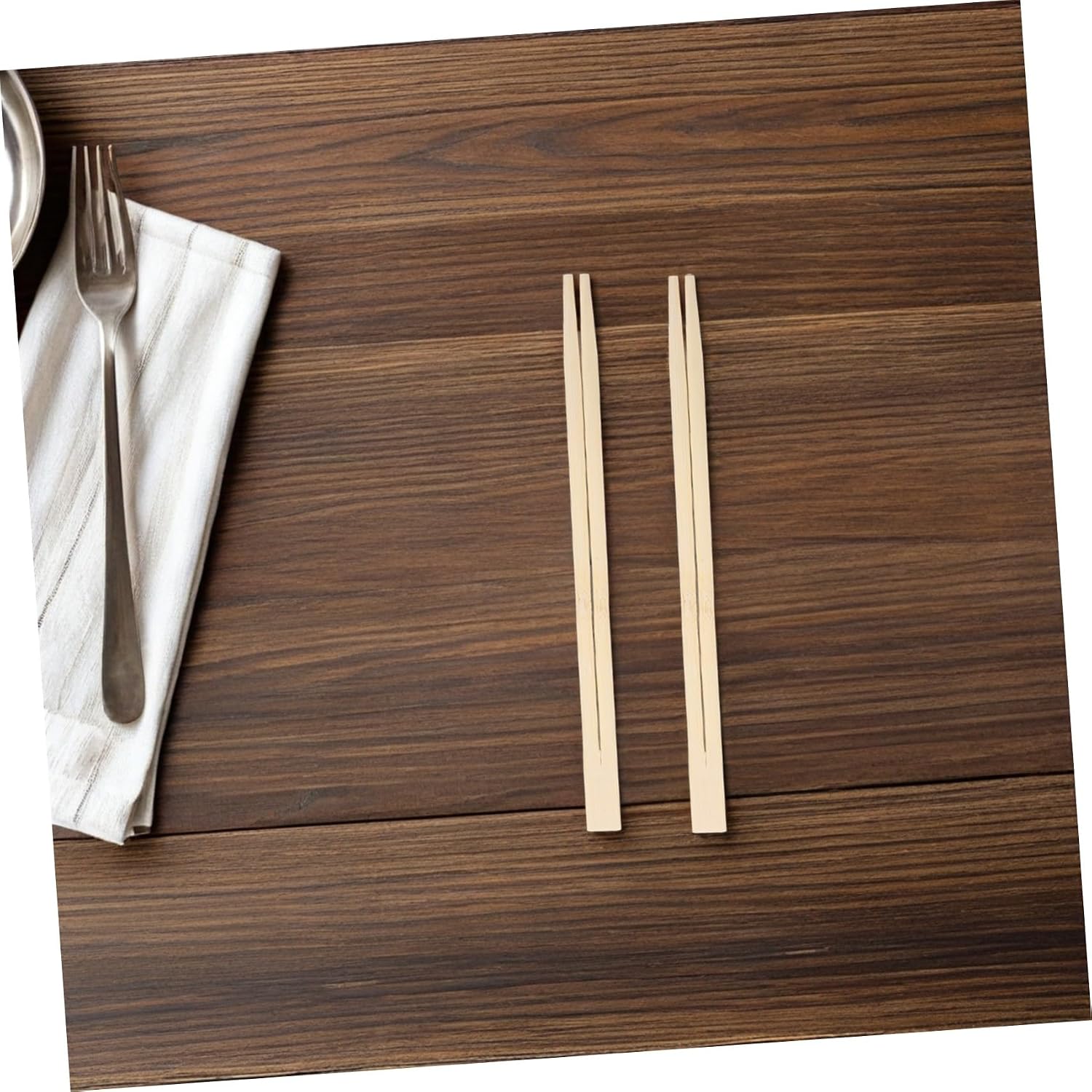 Levemolo Disposable Chopsticks Individually Wrapped Single-use Convenience 300 Pairs Effortless Cleanup Picnic Utensils for Sushi and Asian Food for Takeout and Hotels