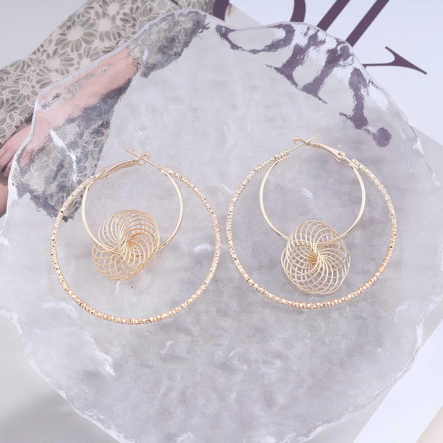 Andelaisi Boho Circle Hoop Earrings Large Hoop Circle Earrings Gold Double Circle Round Hoop Earrings Vintage Exaggerated Circle Statement Earrings Jewelry for Women - Image 4