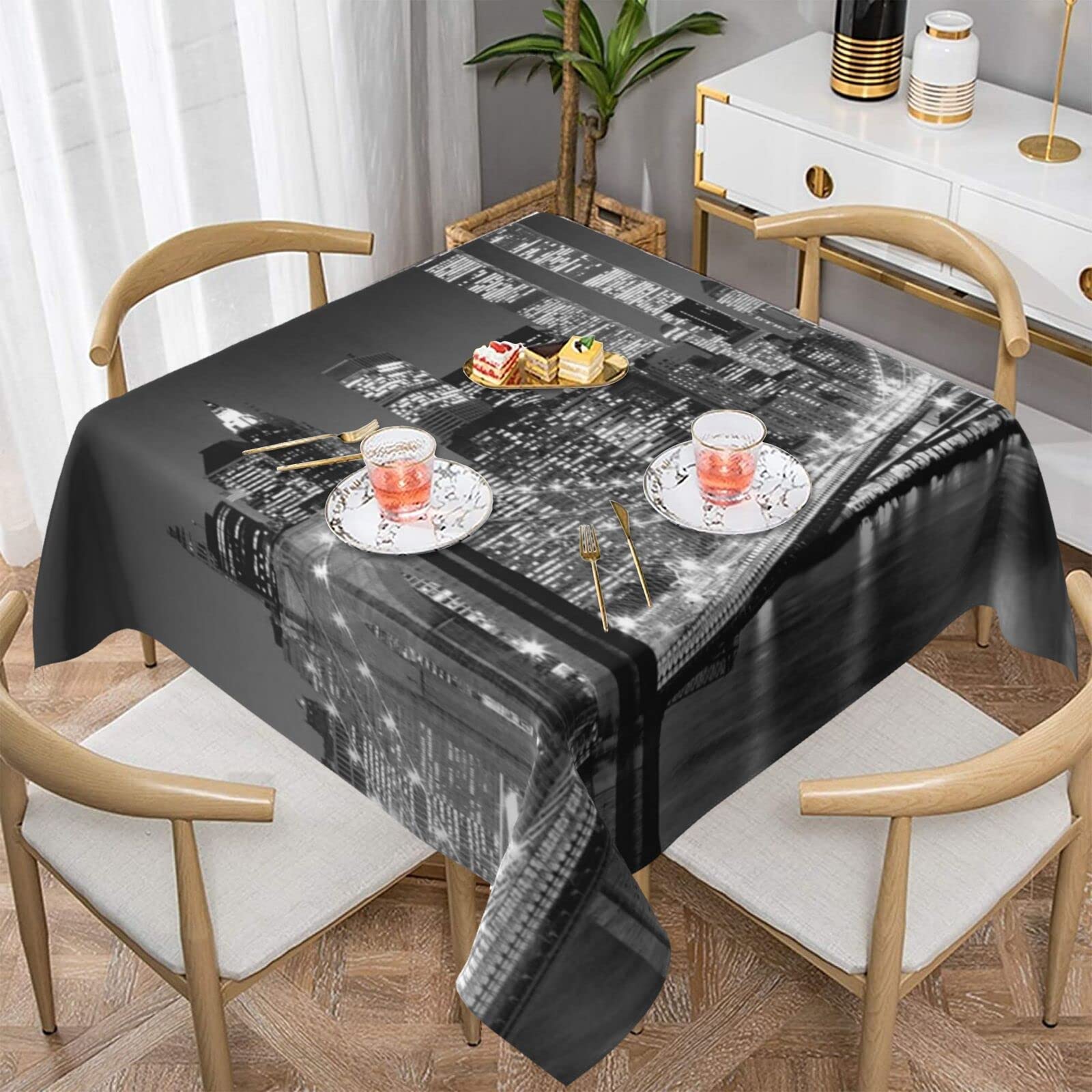 Nappe carrée New York idéale pour votre table de cuisine et de salle à manger festive