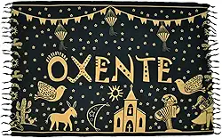 Canga de Praia Oxente Nordestino, Poliéster, Preta com Estampa Dourada, Design com Franja