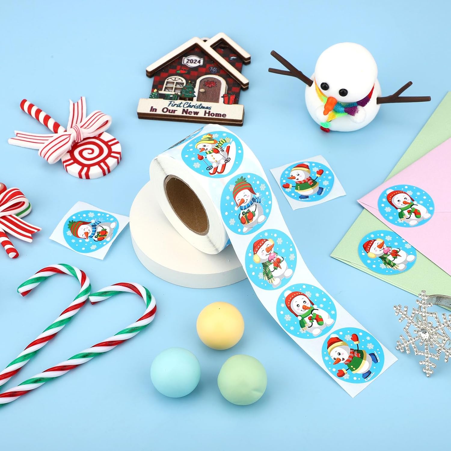 500pcs Snowman Stickers, 38mm/1.5in Cute Personalized Christmas Sticker Roll Round Seal Labels for Envelope Gift Greeting Card Teacher Reward Birthday Holiday Party Decor - Image 4
