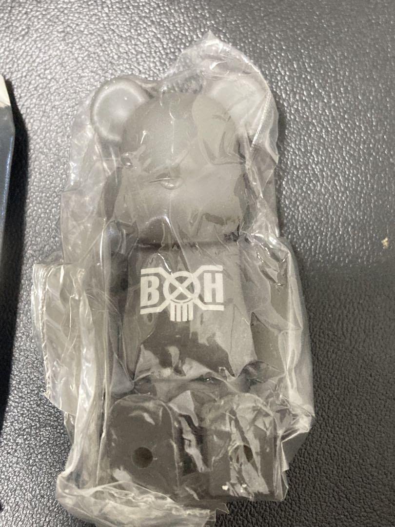 Bearbrick Series 7 Secret Bounty Hunter B x H
