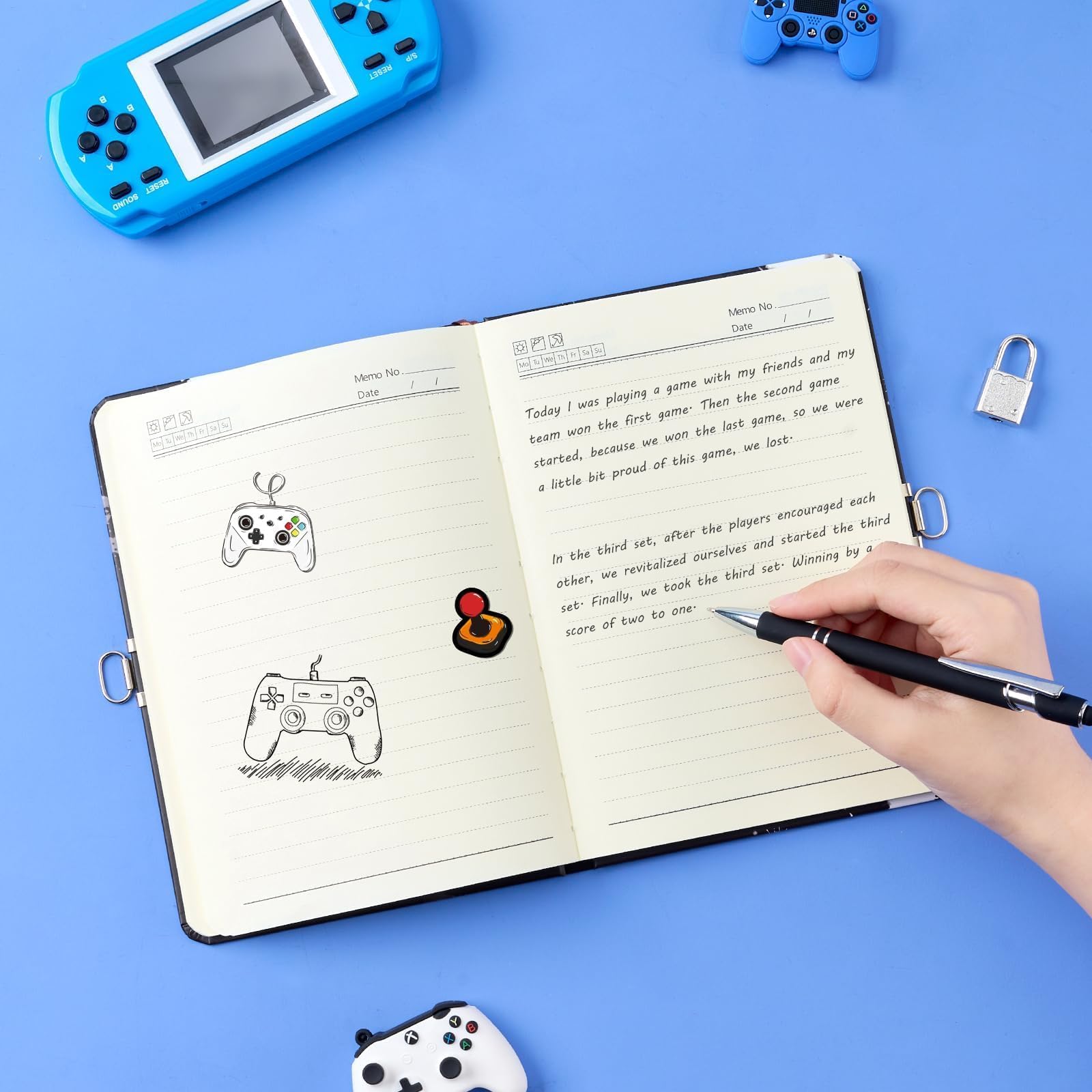 WERNNSAI Kit journal de jeu garçons - Journal lumineux enfants cadenas clés stylo autocollants carnet écriture ligné A5 jeux vidéo