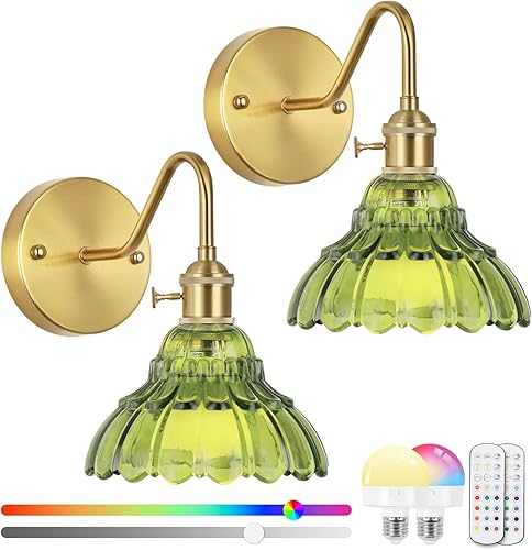 Juego de dos apliques de pared vintage que funcionan con pilas, para interiores, no cableados, de latón y cristal verde, luces de pared RGB