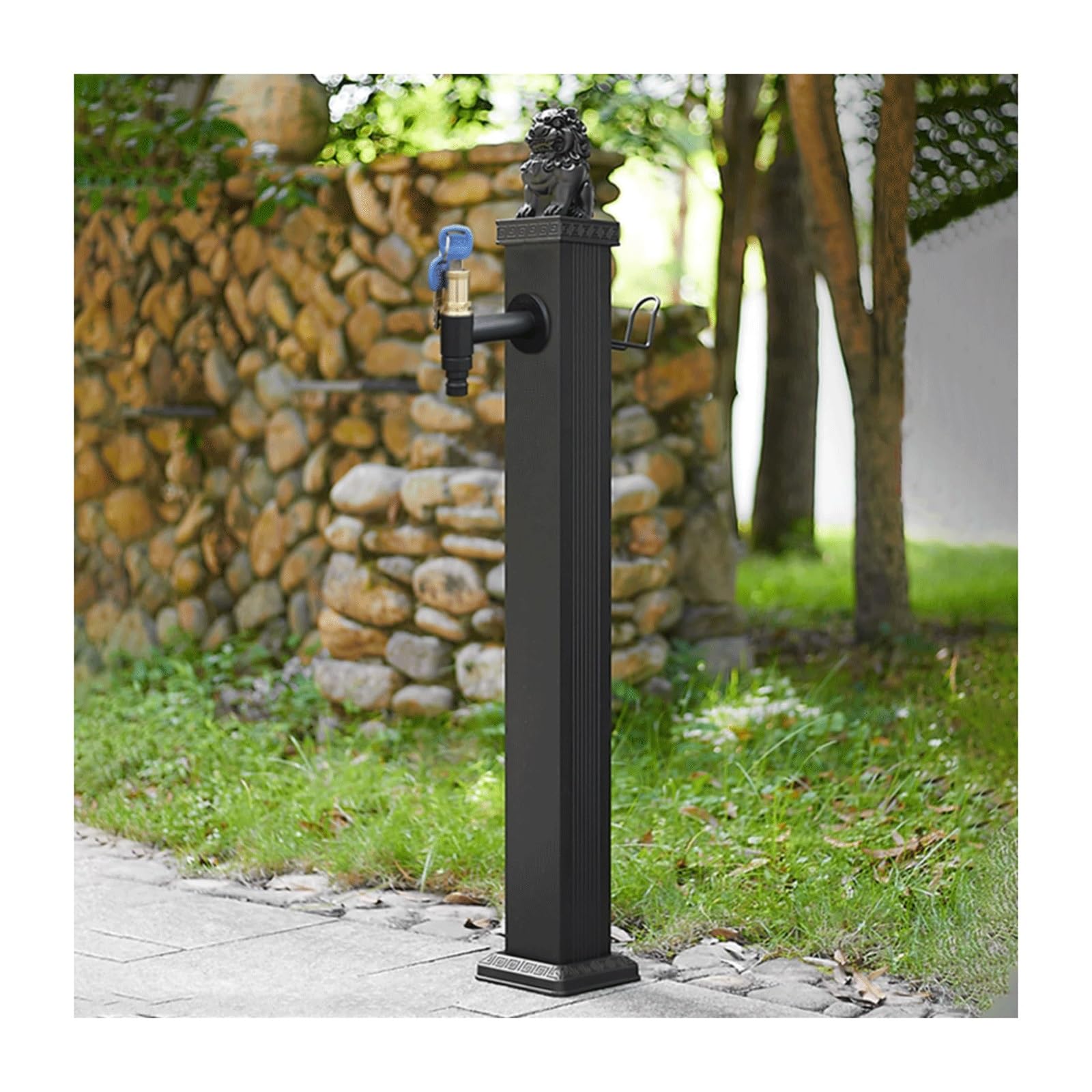 Wolnostojąca kolumna na wodę, pionowy stojak na wąż ogrodowy z kranem blokującym, hydrant przeciw zamarzaniu, na patio, podwórko, czop trawnikowy