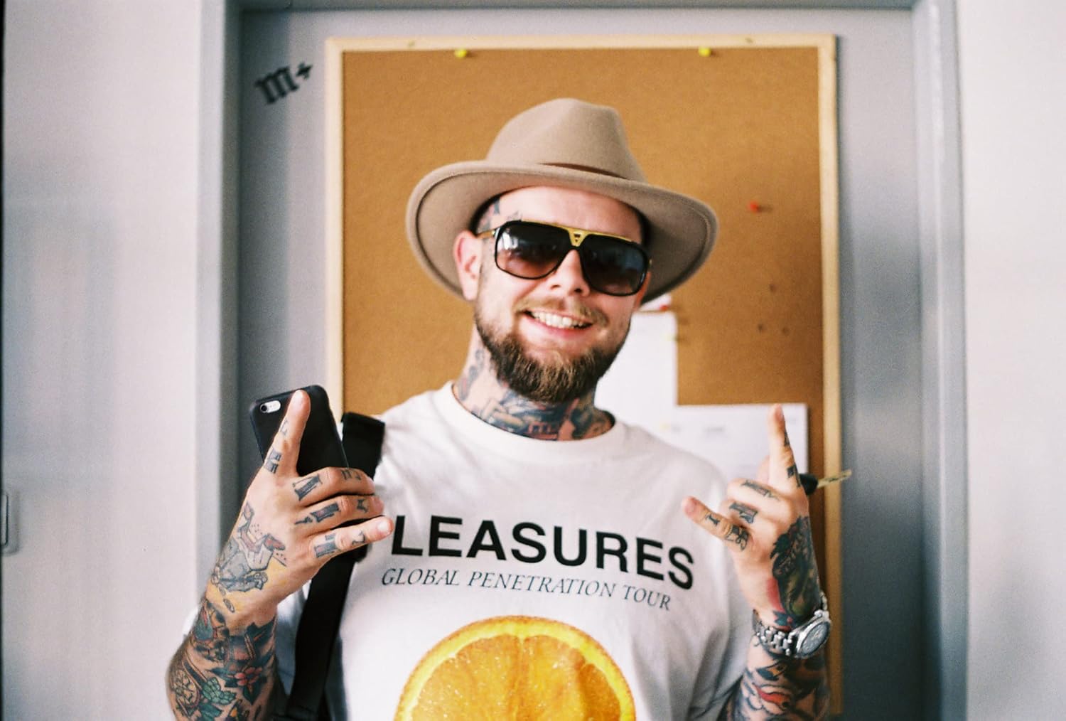 Blue Underwater Focus Free 35mm Point and Shoot Film Camera