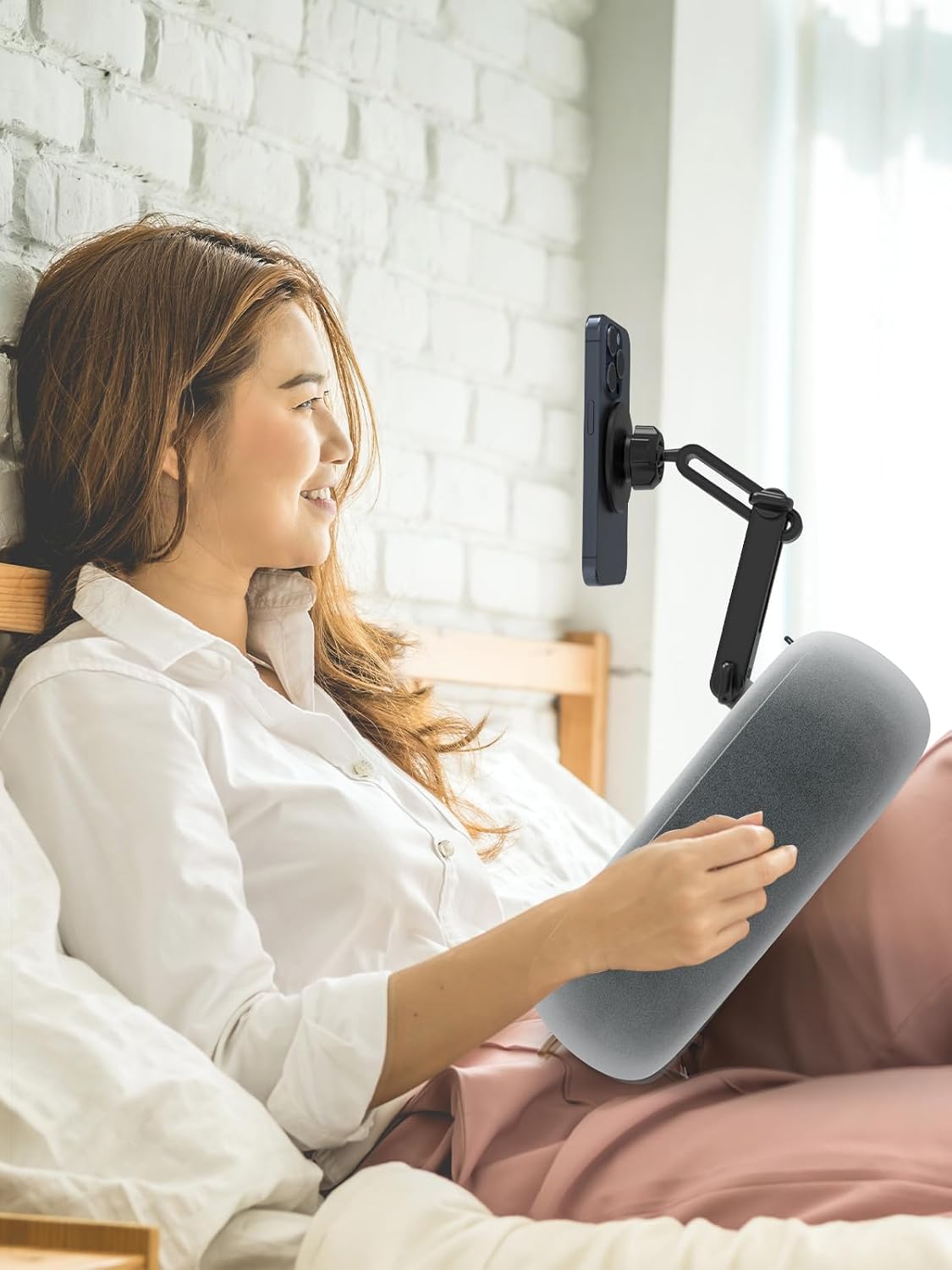 Pillow Magnetic Phone Holder, [Large Capacity Storage], 720° Rotation, Height Adjustable Pillow Cell Phone Holder Fit for 4-7 inch iPhone 17/16/15, Galaxy S25/24/23, Washable Plush Fabric