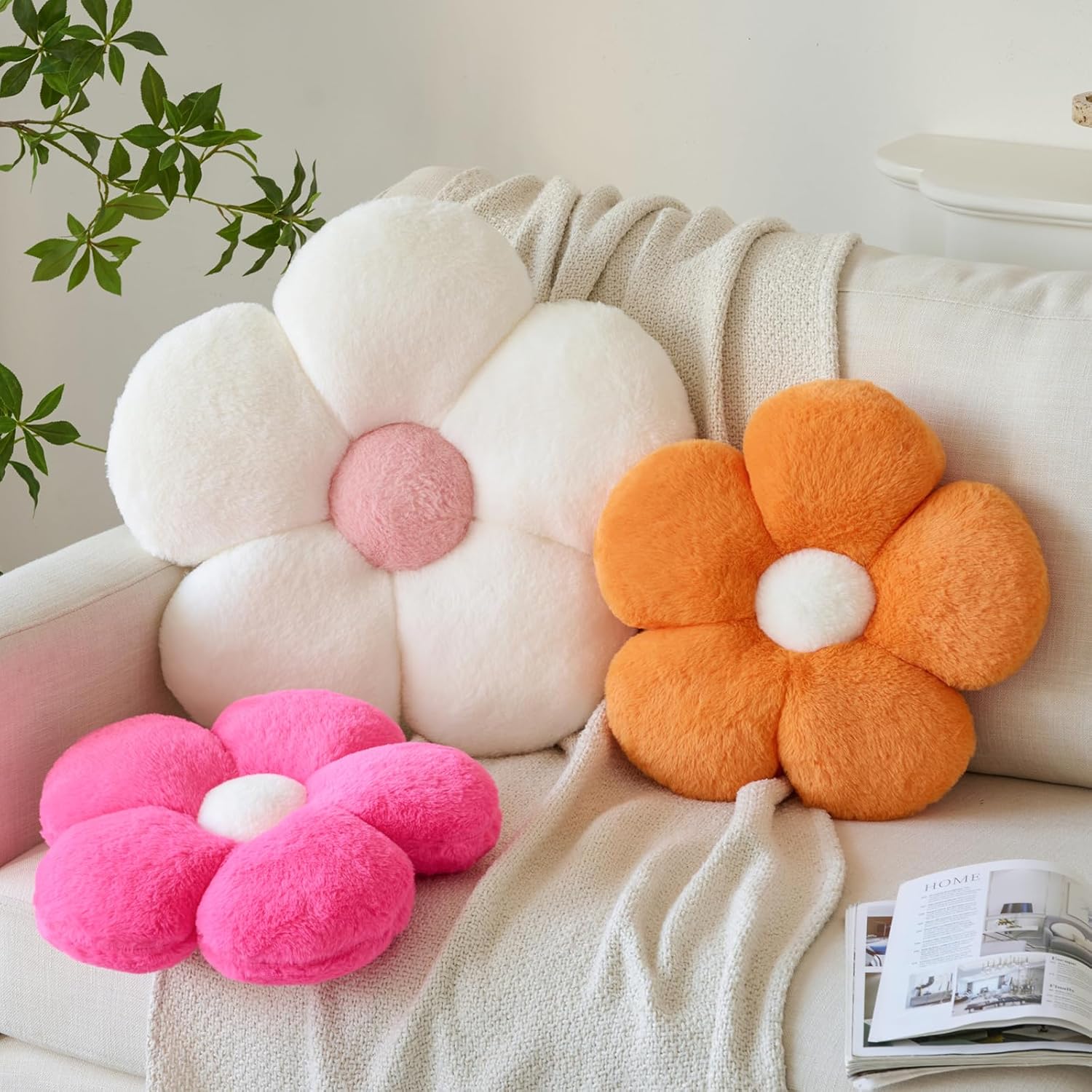 Zlgkjk Flower Pillow, Decorative Throw Pillows with Soft Plush for Couch Bed, Cute Daisy Pillow Cushion Home Decor Floral Throw Pillow (Hot Pink, 19.6 Inches)