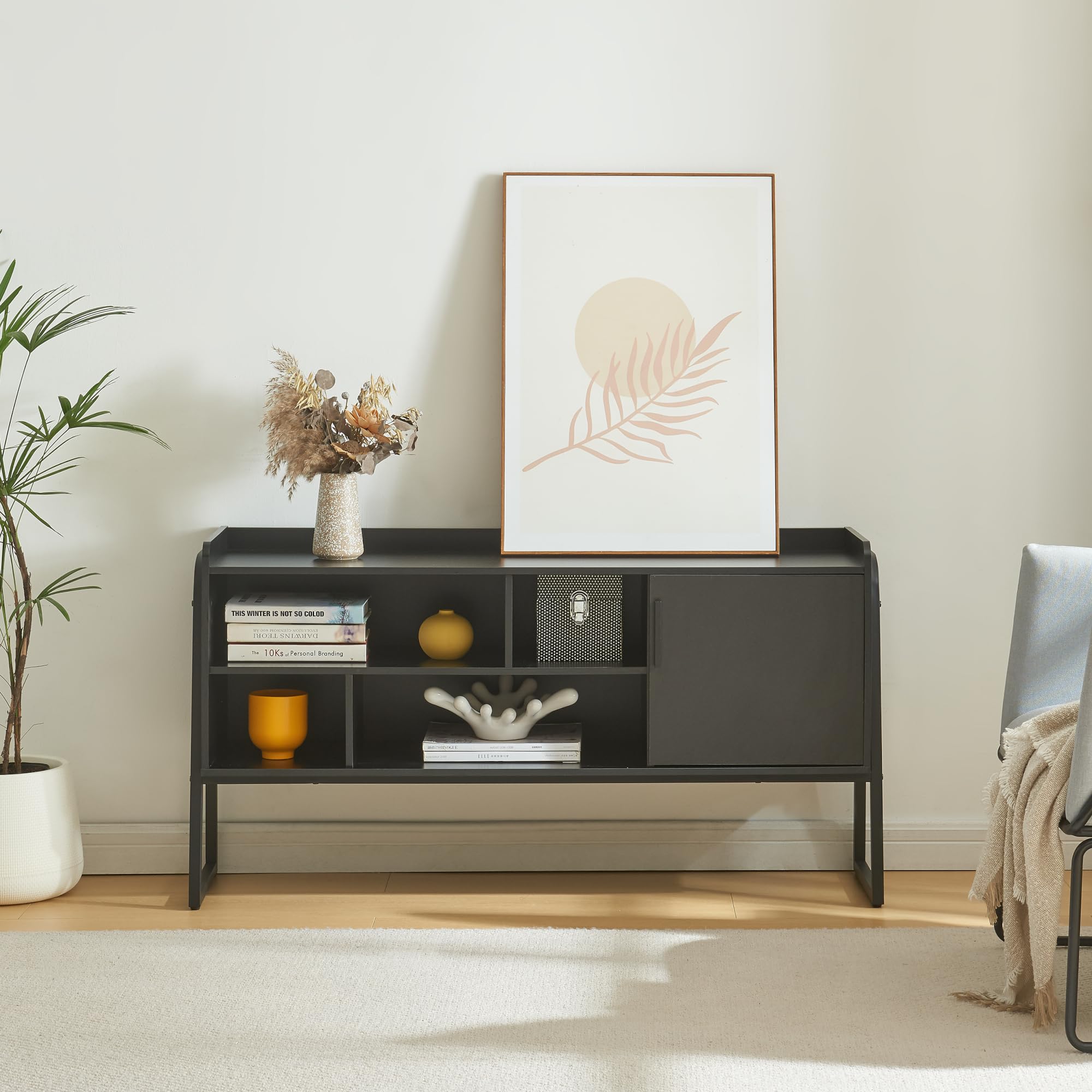 [en.casa] Decorativo Mueble de TV Storfjord Tablero Rectangular Mesa de Tele con 4 Compartimientos Abiertos y 1 Cerrado Aparador con 1 Puerta Aglomerado/Metal 120x34x63cm - Negro
