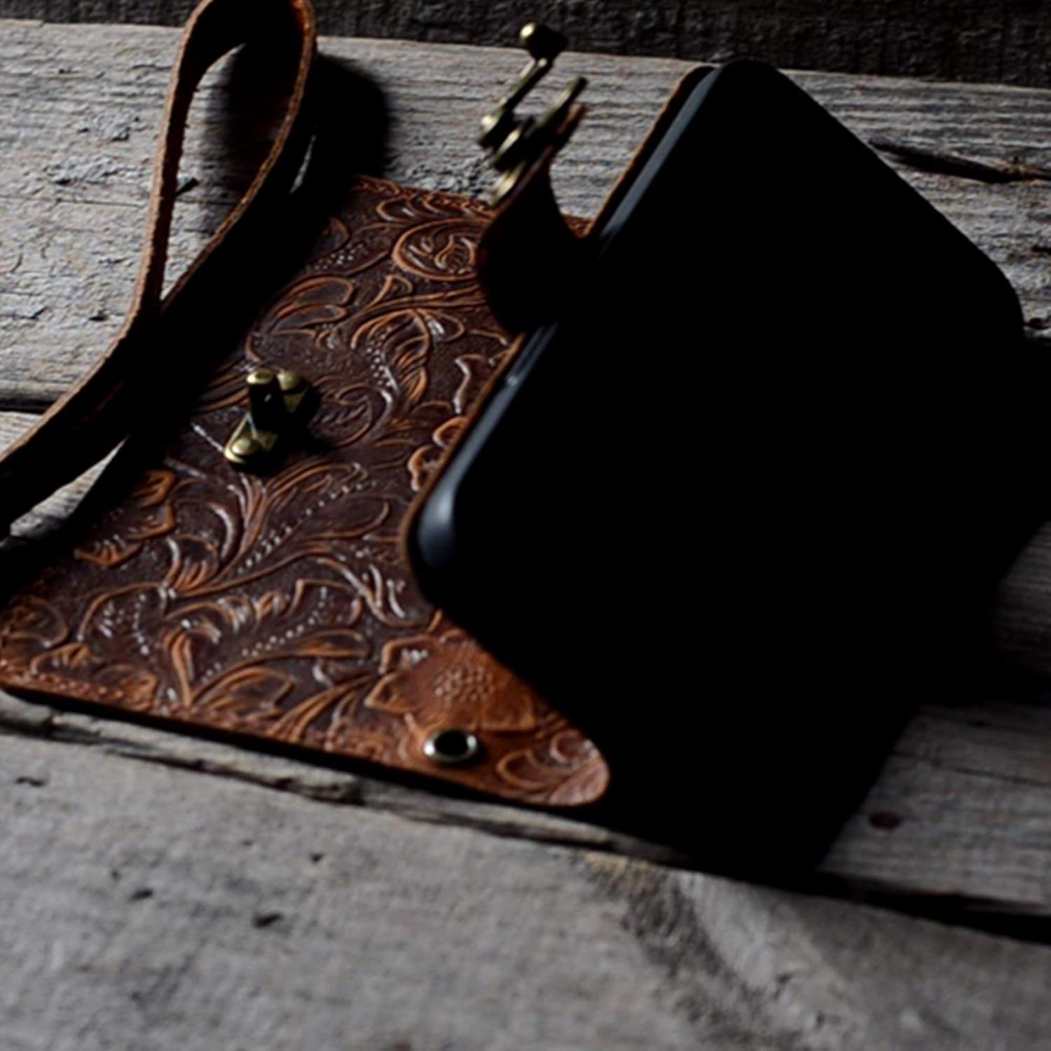 JJNUSA Compatible with iPhone 12/12 Pro 6.1 inches Handmade Genuine Distressed Leather Wallet Case Flip Cover with Wristlet Brown