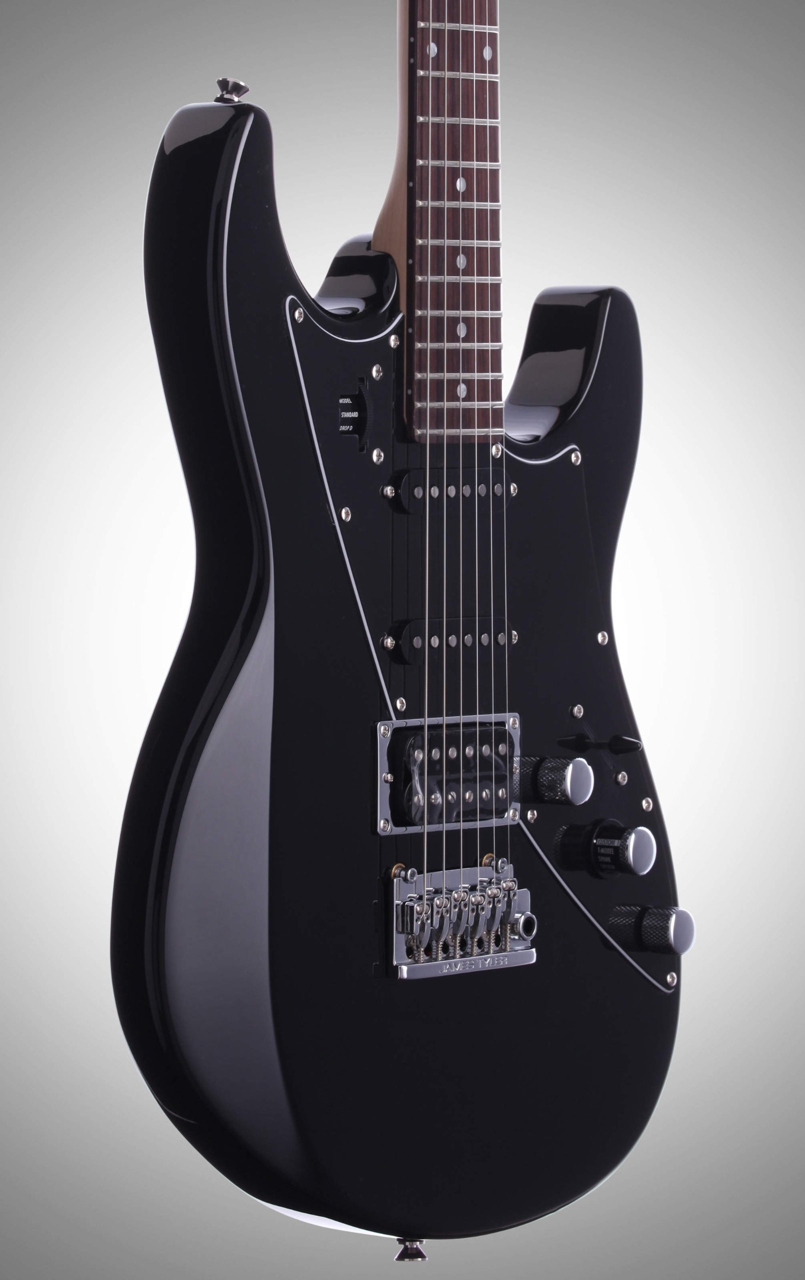 Amazon.com: Line 6 James Tyler Variax JTV-69 Modeling Electric 