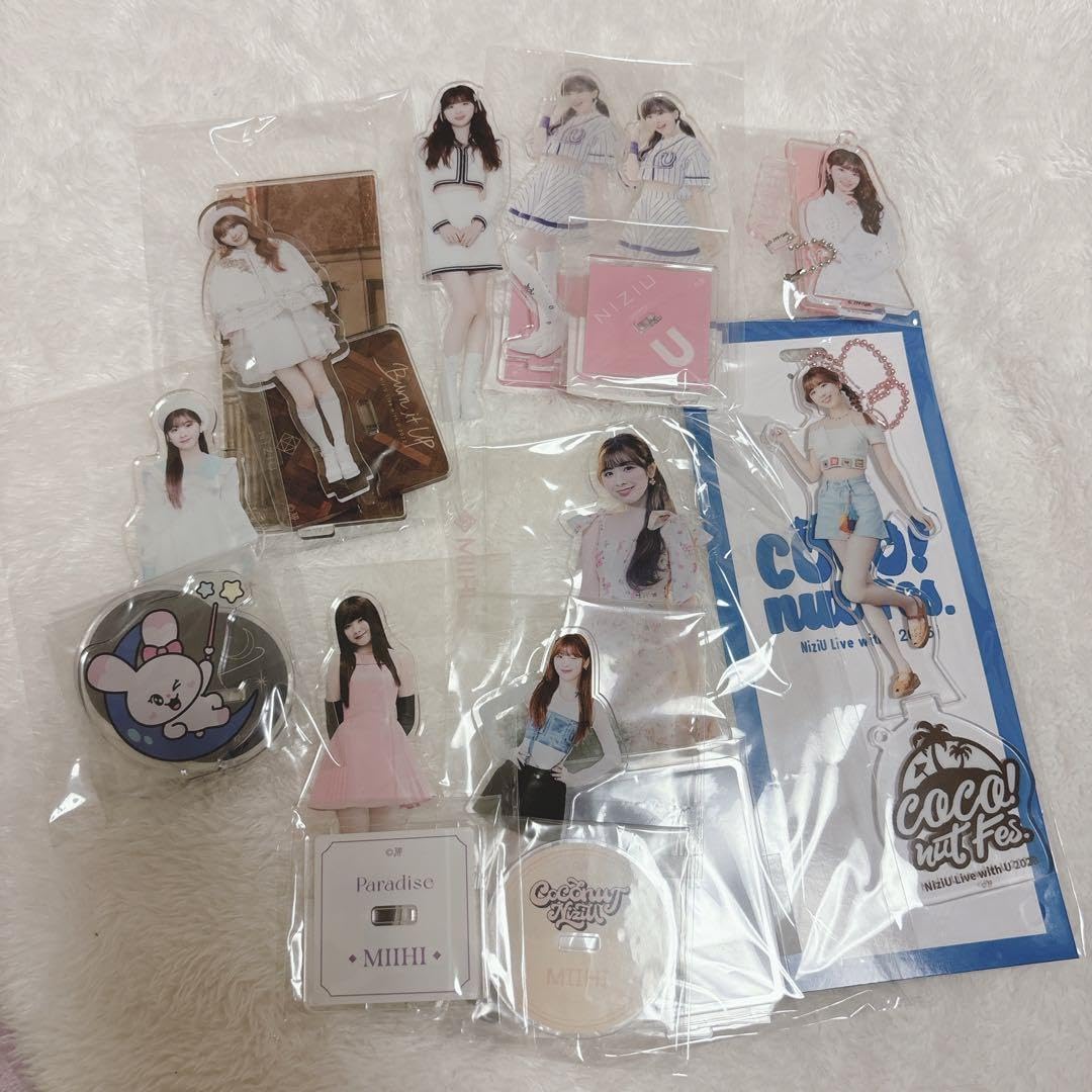 NiziU ミイヒ アクスタ Amazon.co.jp: niziu ミイヒ アクリルスタンド アクスタ RISE UP